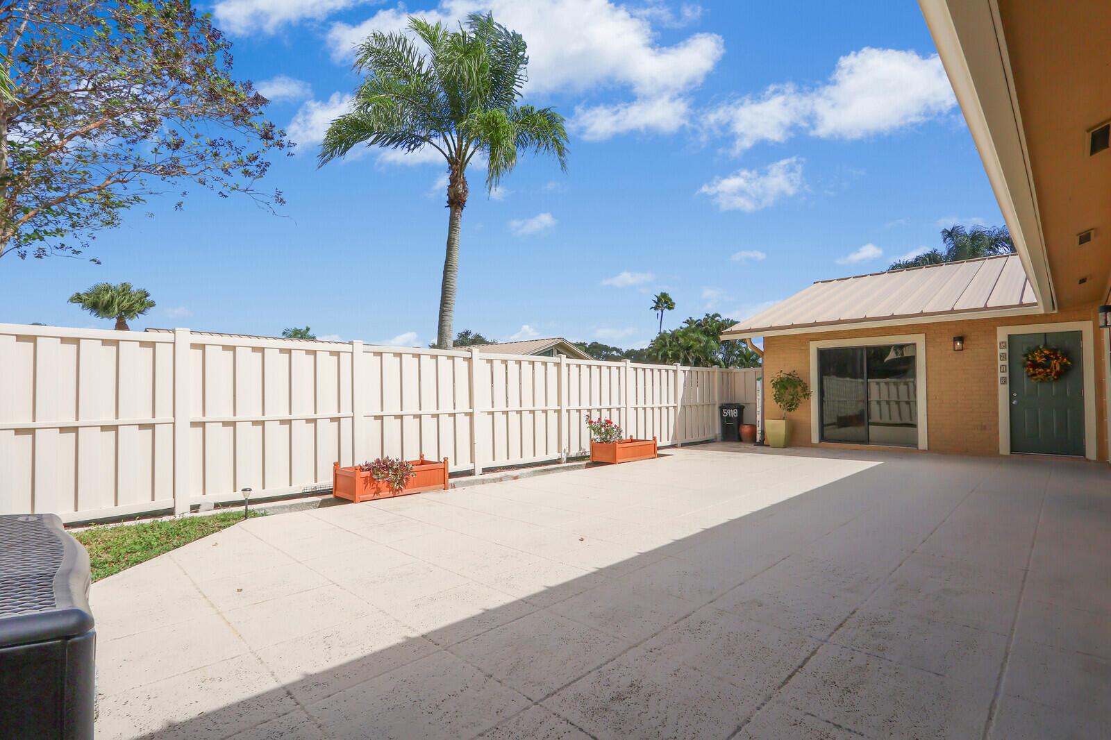 5918 Golden Eagle Circle, Palm Beach Gardens FL 33418
