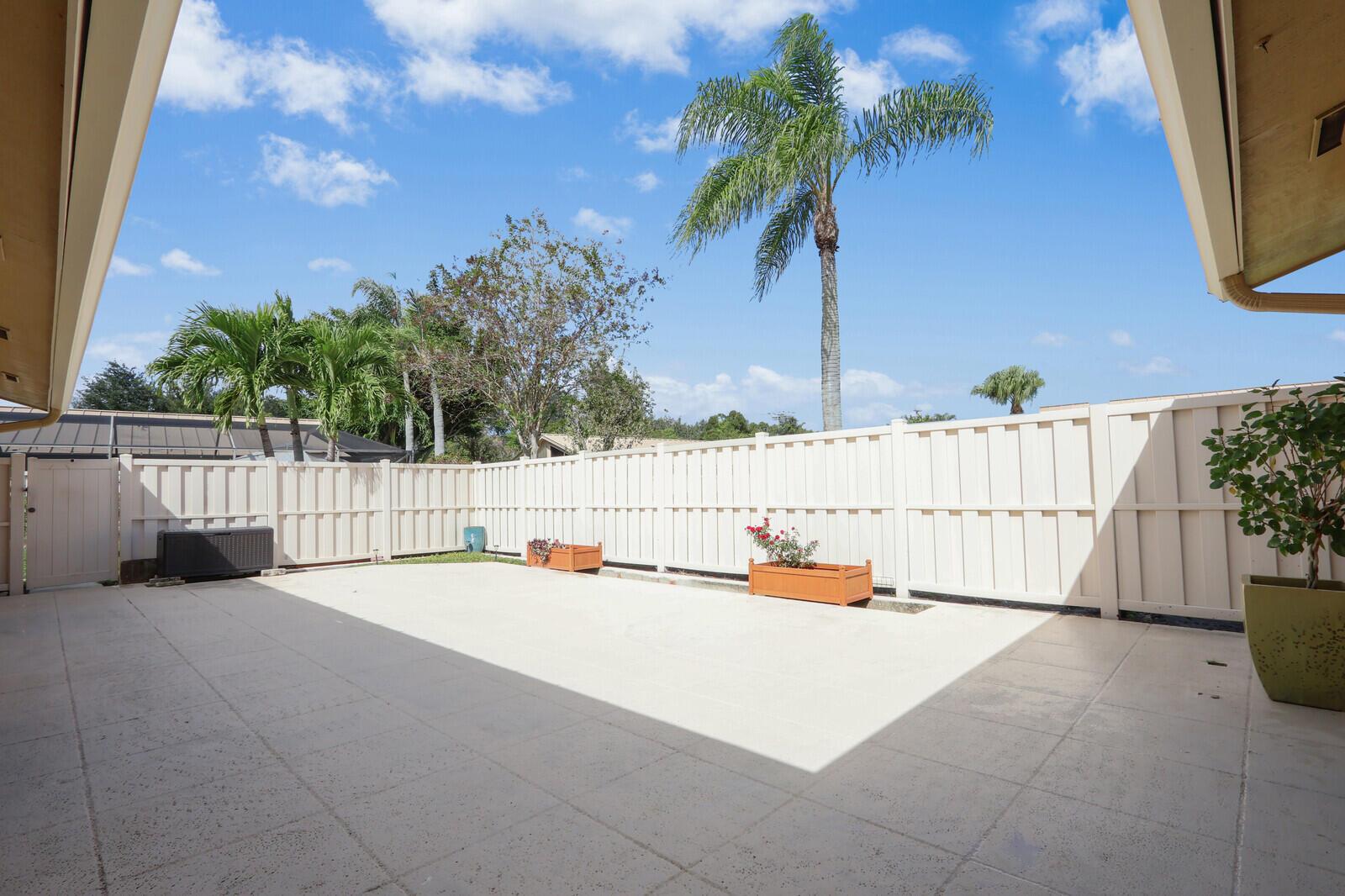 5918 Golden Eagle Circle, Palm Beach Gardens FL 33418