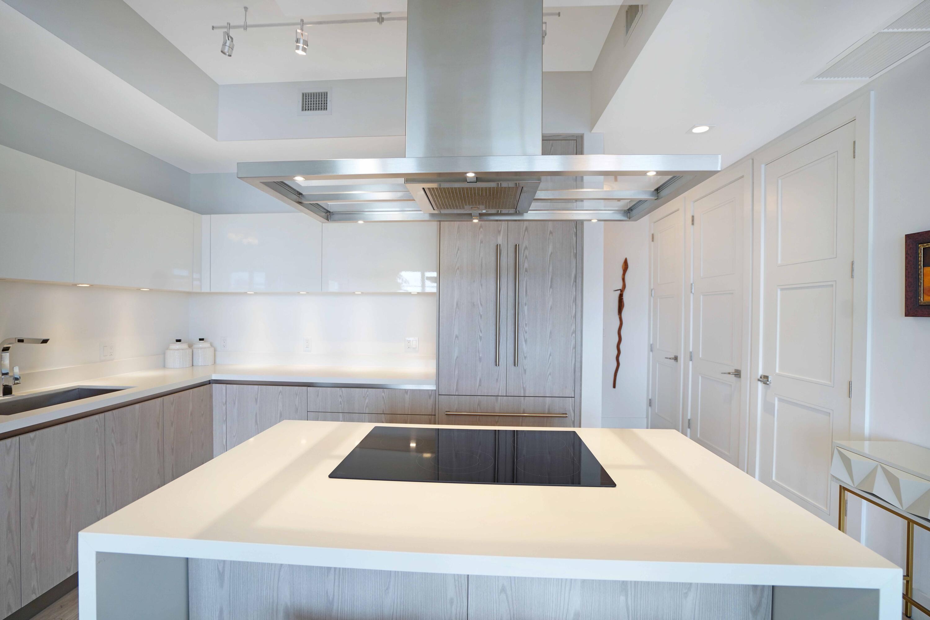 155 E Boca Raton #912, Boca Raton FL 33432