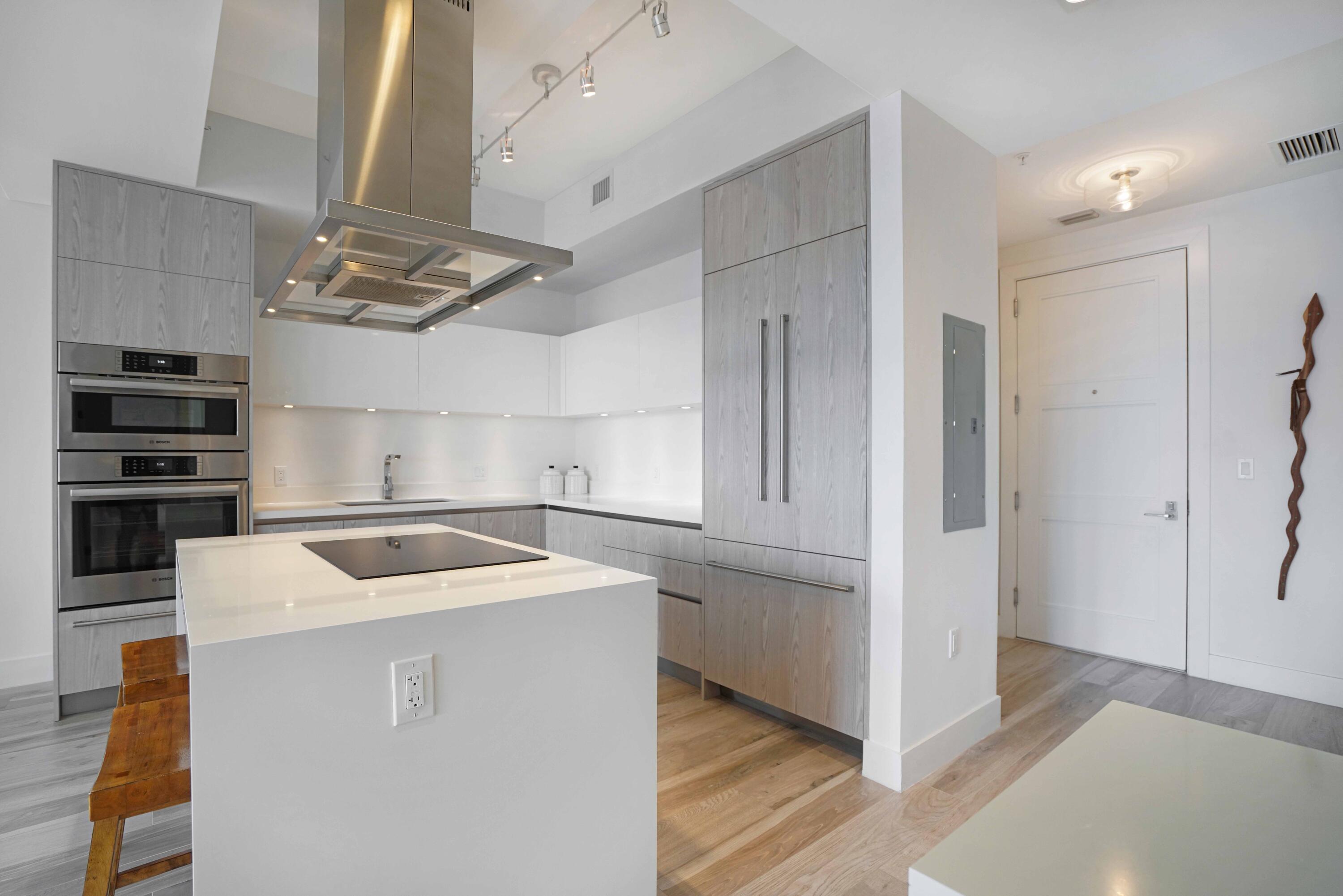 155 E Boca Raton #912, Boca Raton FL 33432