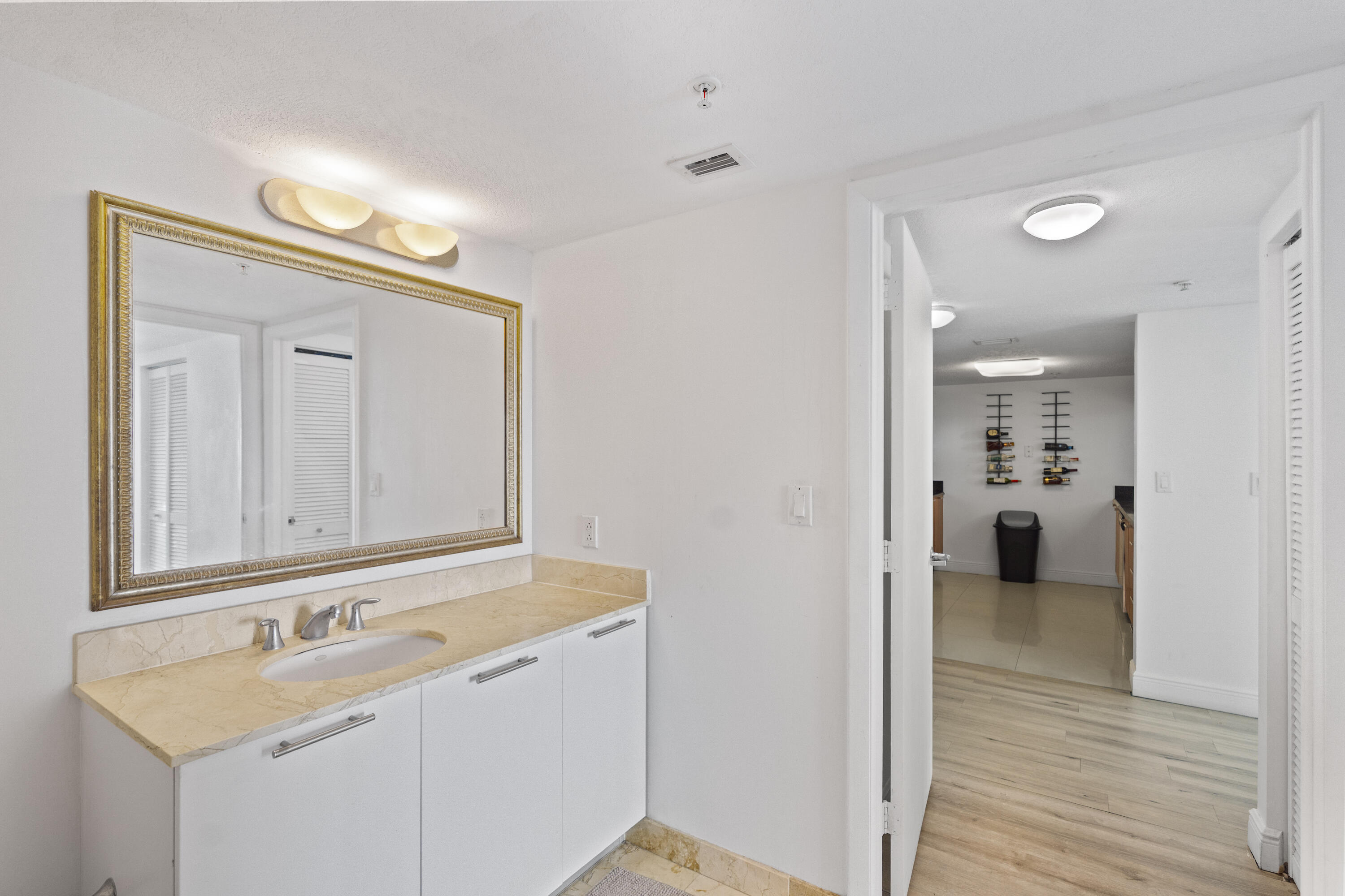 1800 N Bayshore #3802, Miami FL 33132