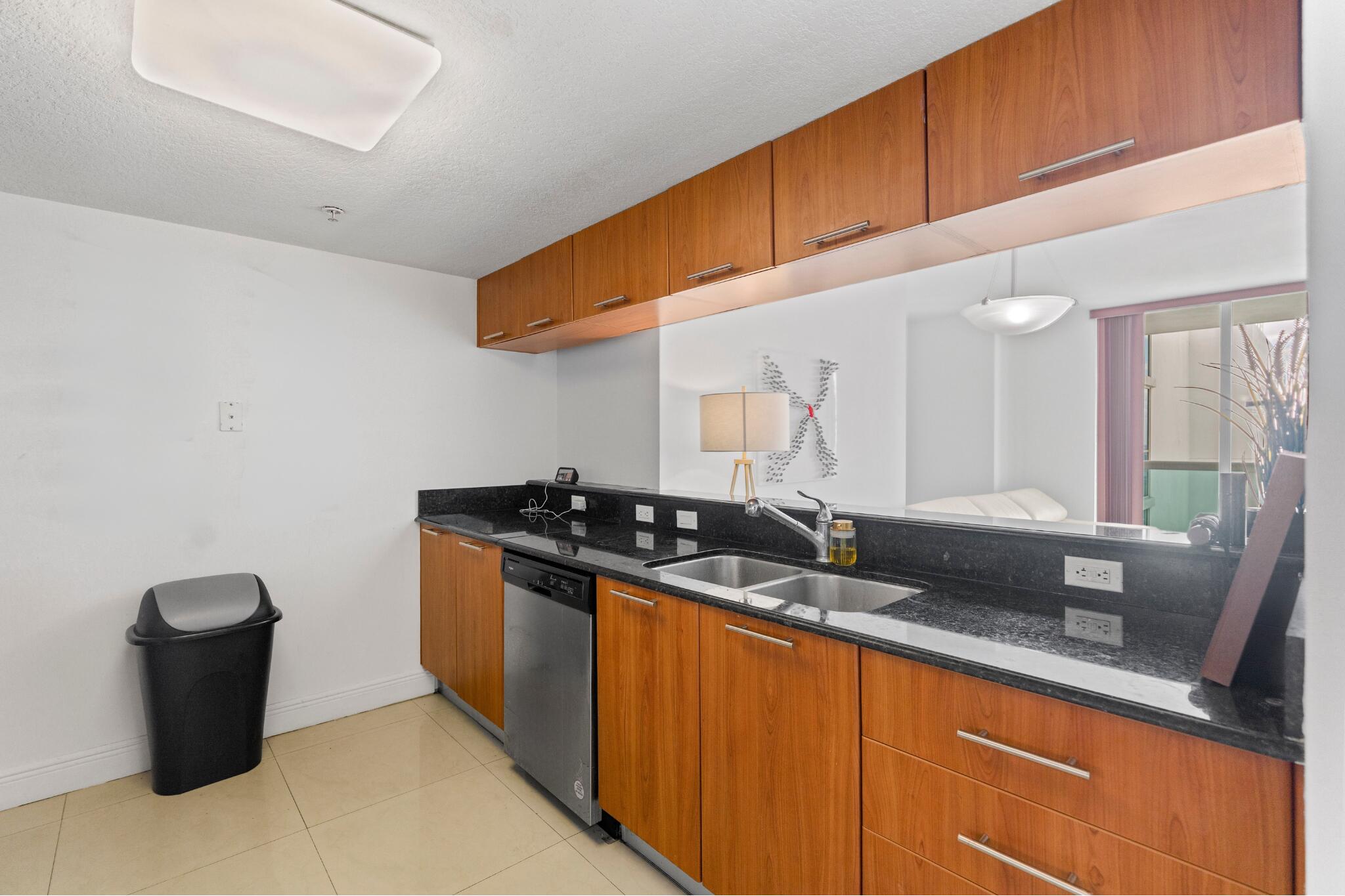 1800 N Bayshore #3802, Miami FL 33132