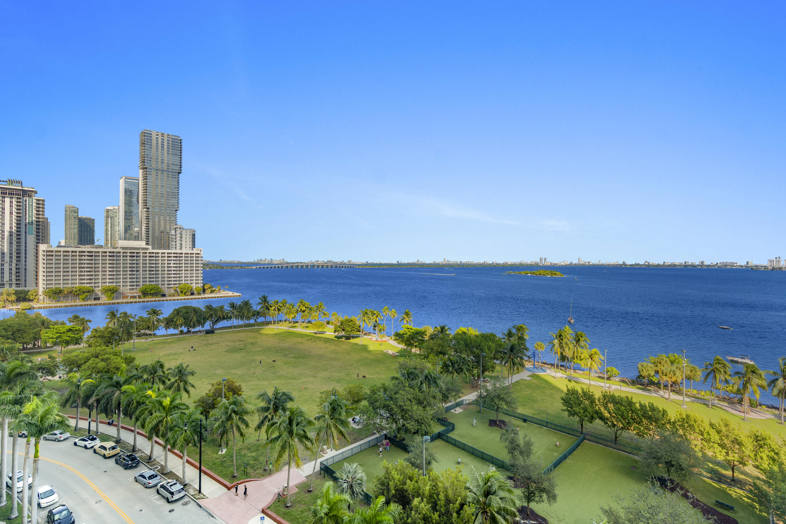 1800 N Bayshore #3802, Miami FL 33132