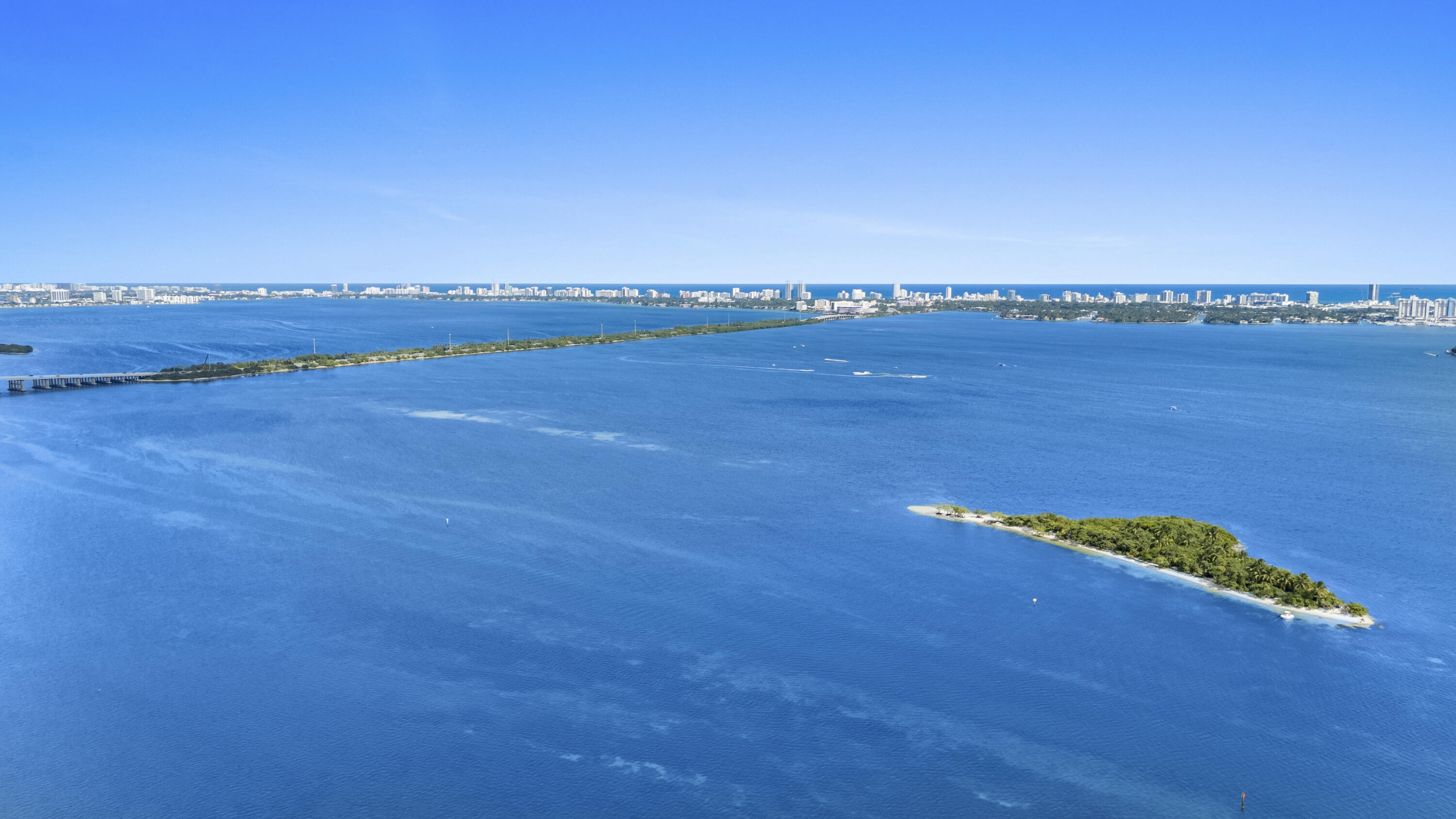 1800 N Bayshore #3802, Miami FL 33132