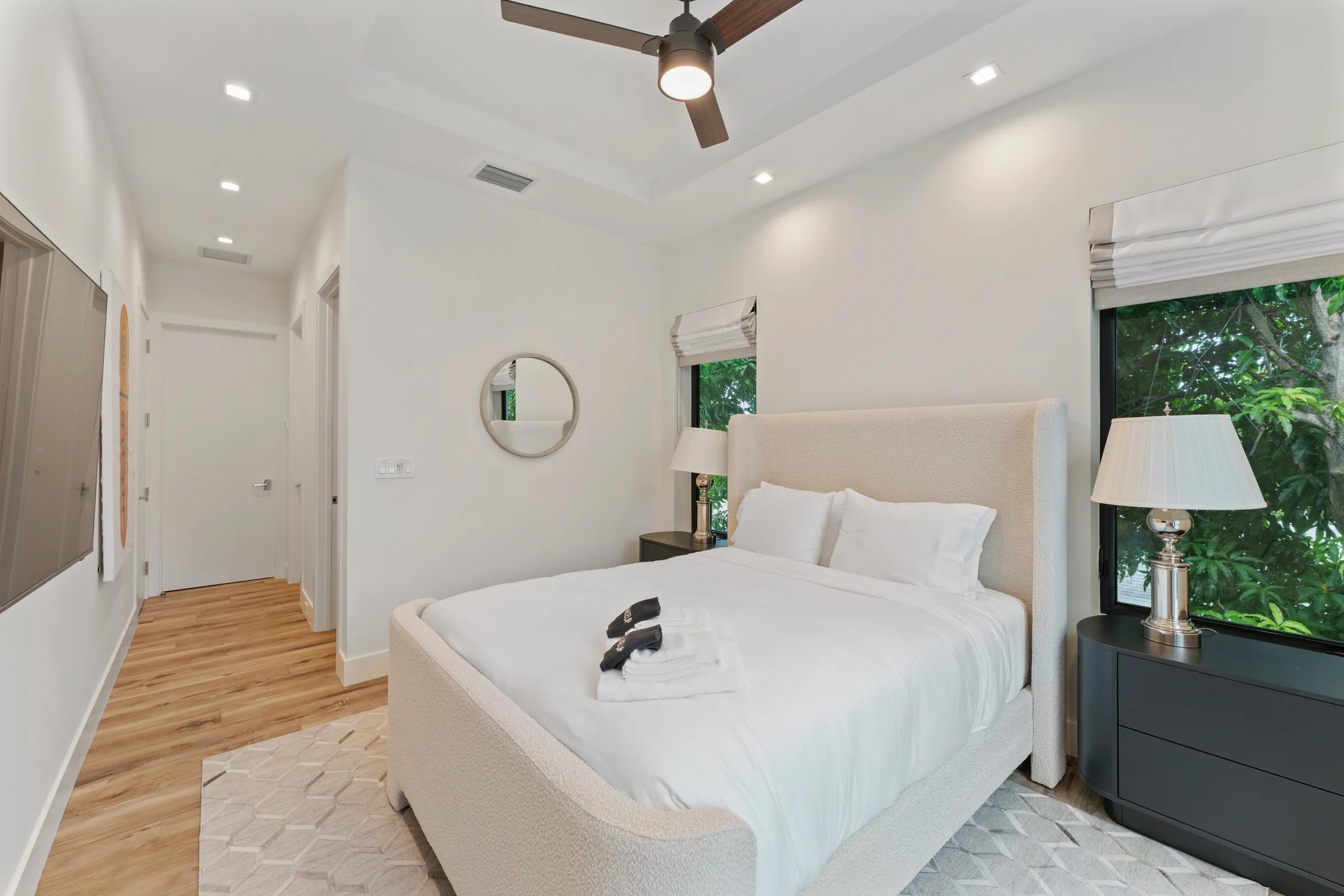 214 28th, West Palm Beach FL 33407