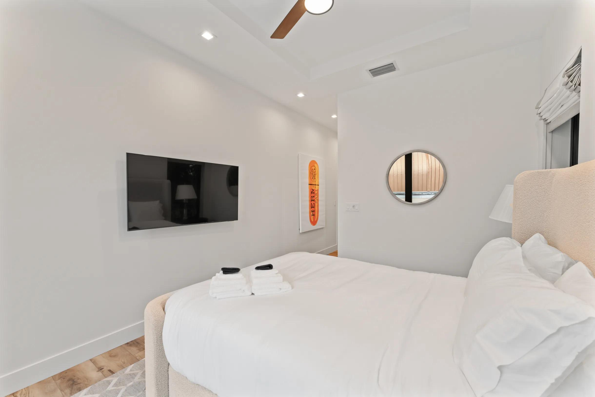 214 28th, West Palm Beach FL 33407