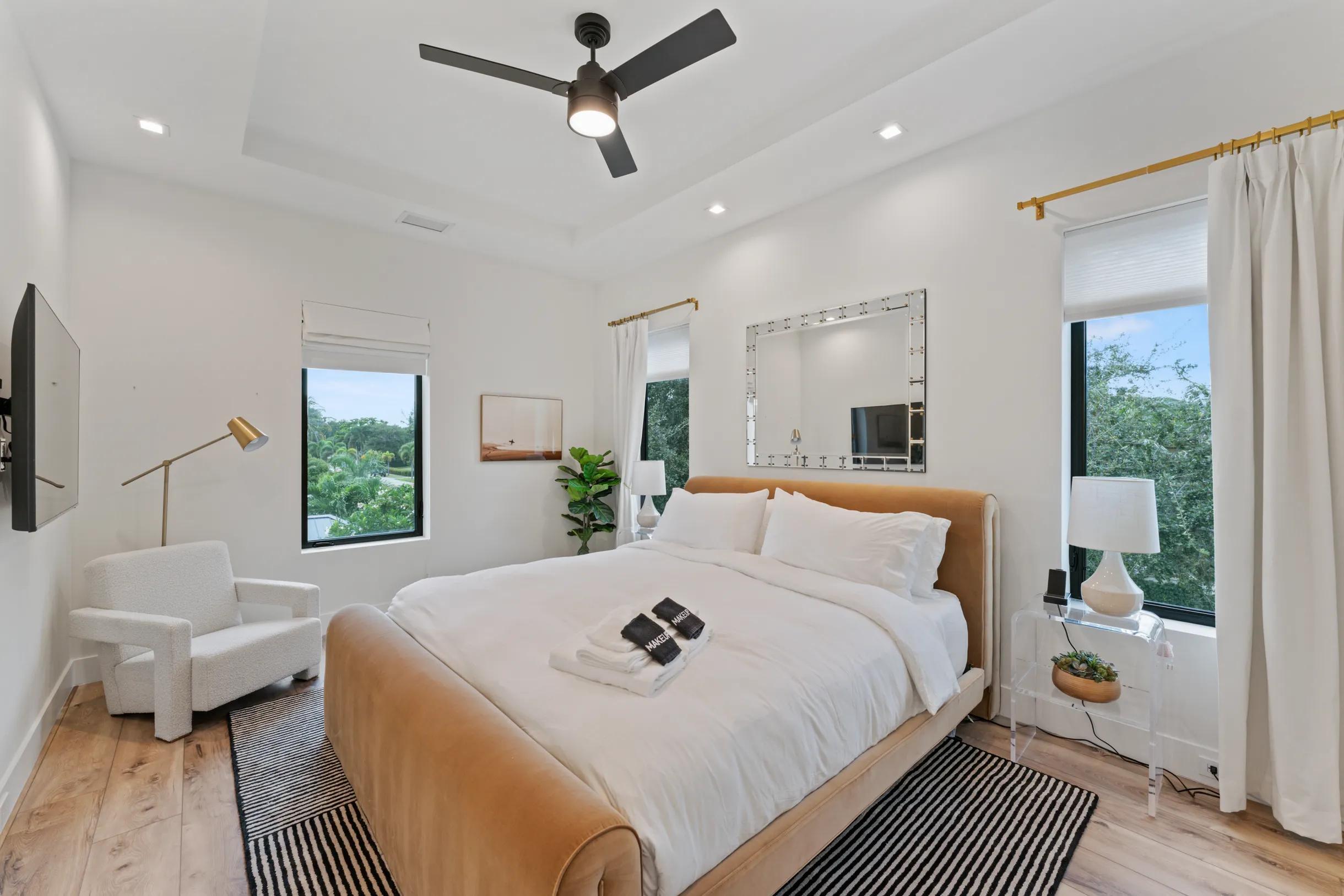 214 28th, West Palm Beach FL 33407