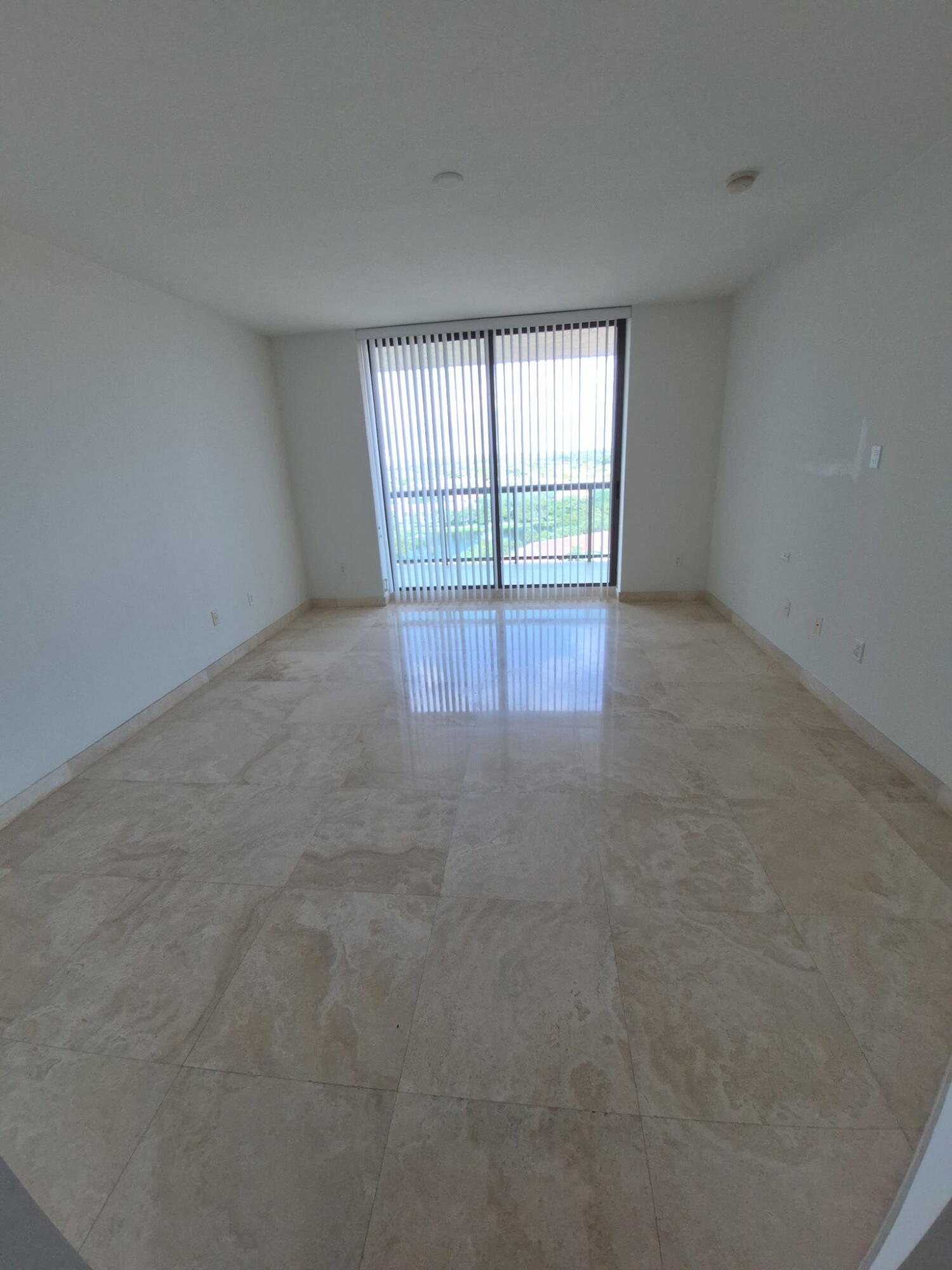 3630 Gardens #1004c, Palm Beach Gardens FL 33410