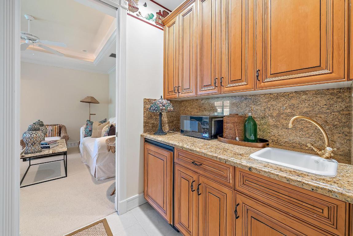404 Mariner, Jupiter FL 33477