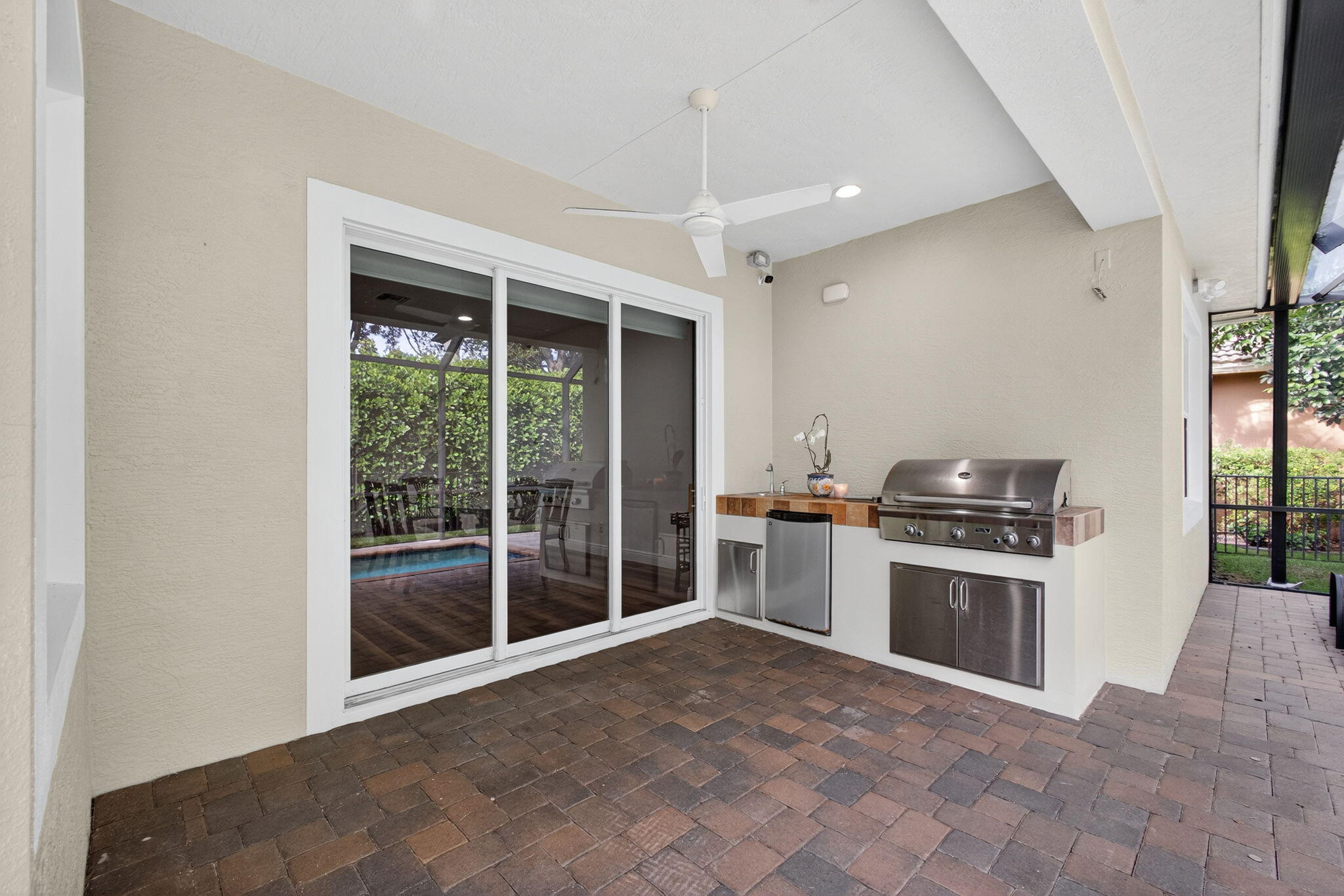 12081 Aviles, Palm Beach Gardens FL 33418