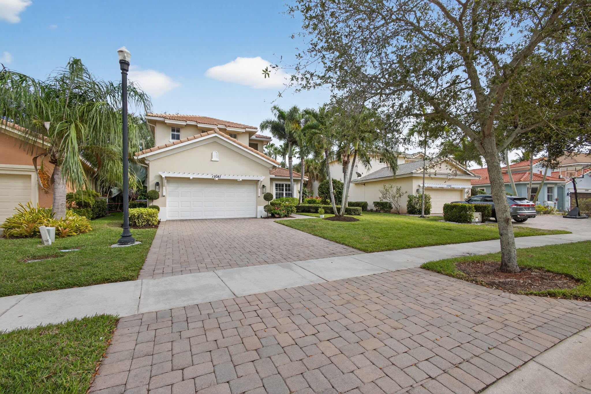 12081 Aviles, Palm Beach Gardens FL 33418