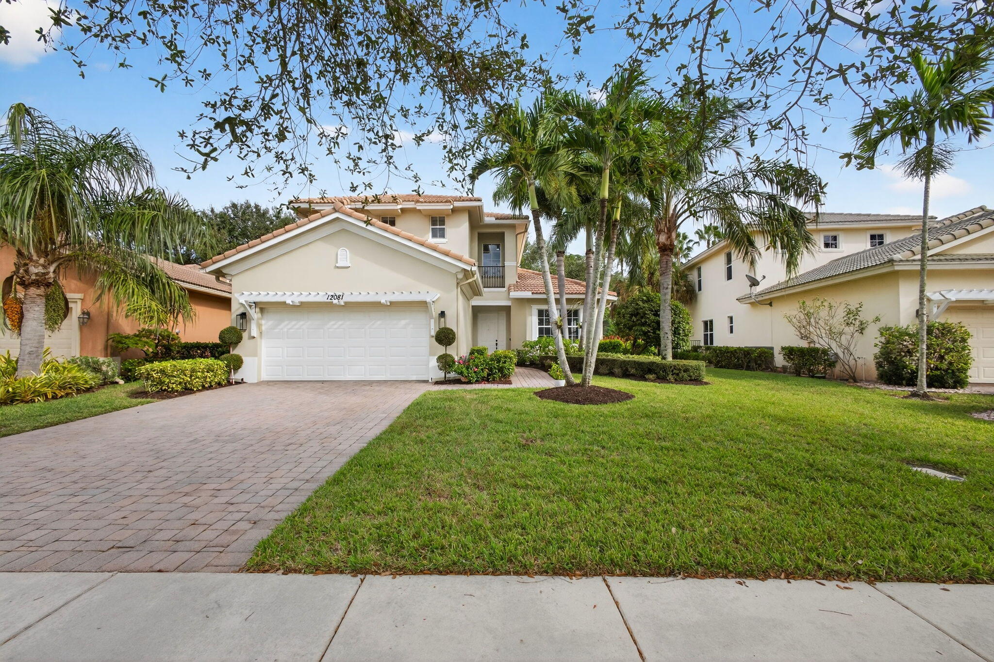 12081 Aviles, Palm Beach Gardens FL 33418