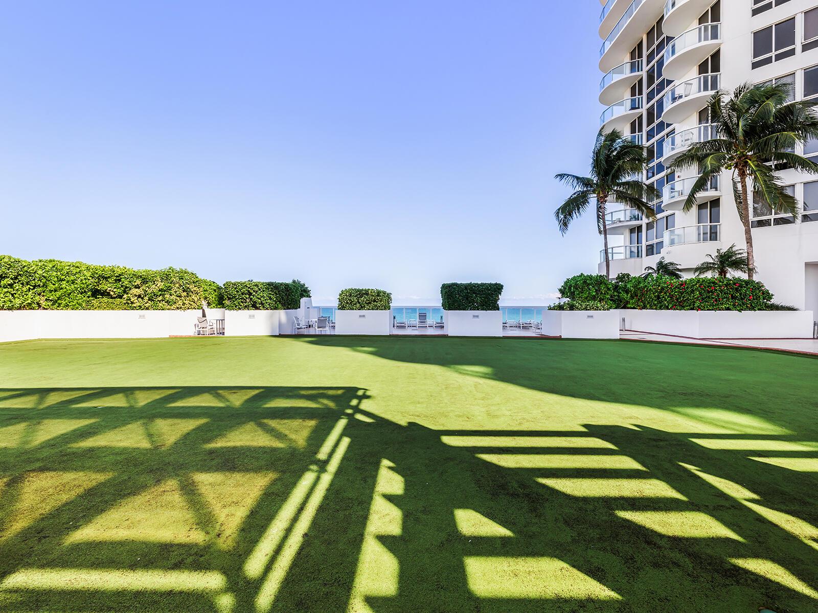 6365 Collins Avenue #1911, Miami Beach FL 33141