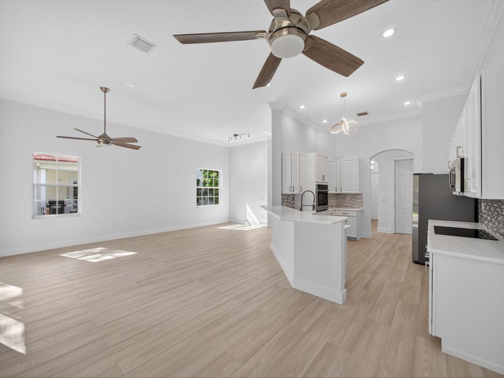 1622 Nature, Palm Beach Gardens FL 33410