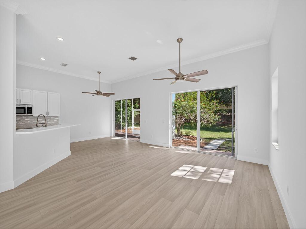 1622 Nature, Palm Beach Gardens FL 33410