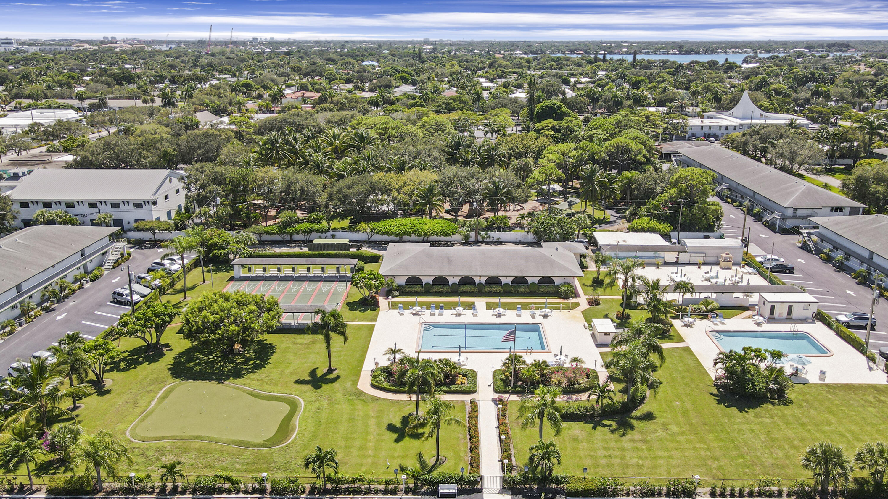 4 Garden #101, Tequesta FL 33469