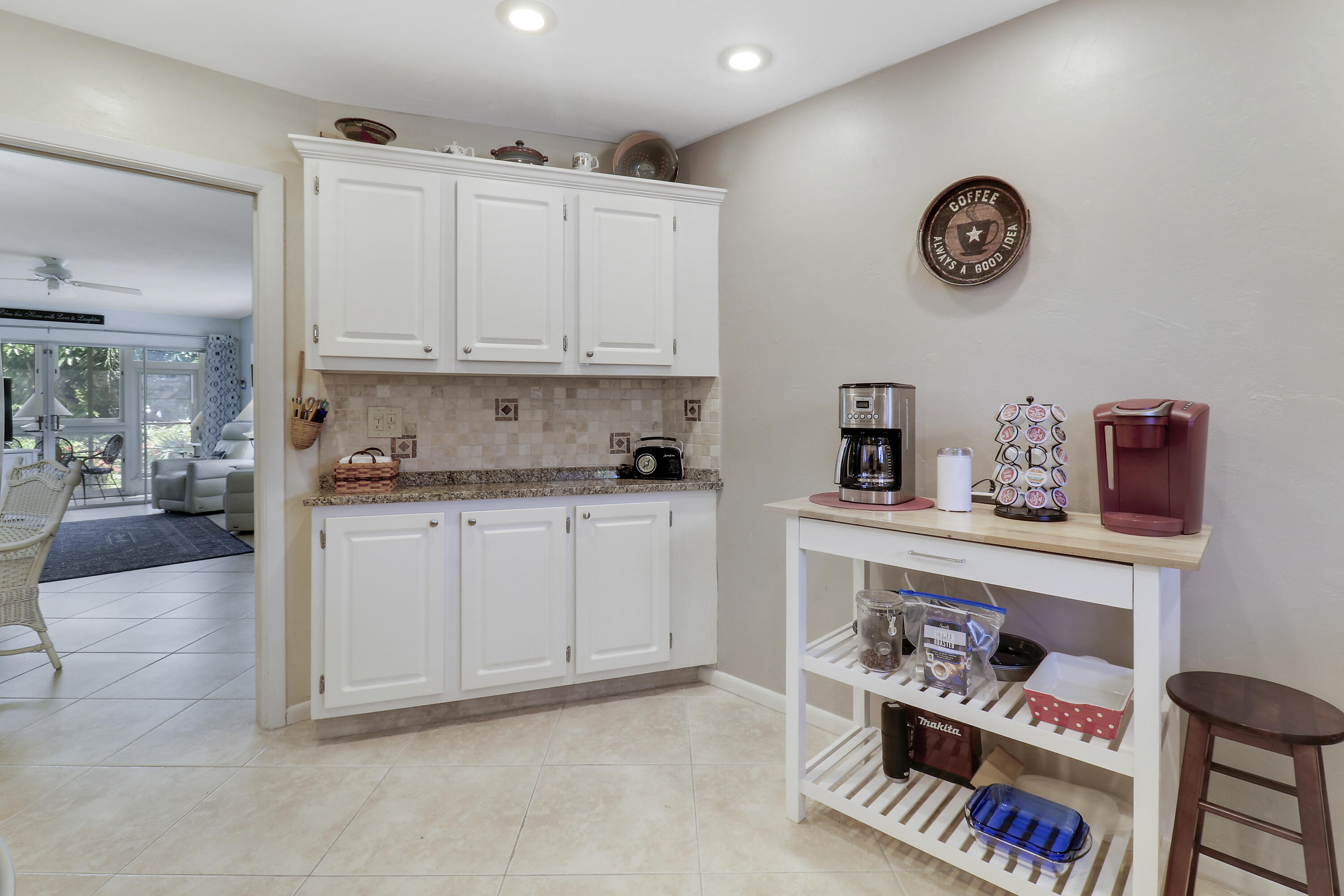 4 Garden #101, Tequesta FL 33469