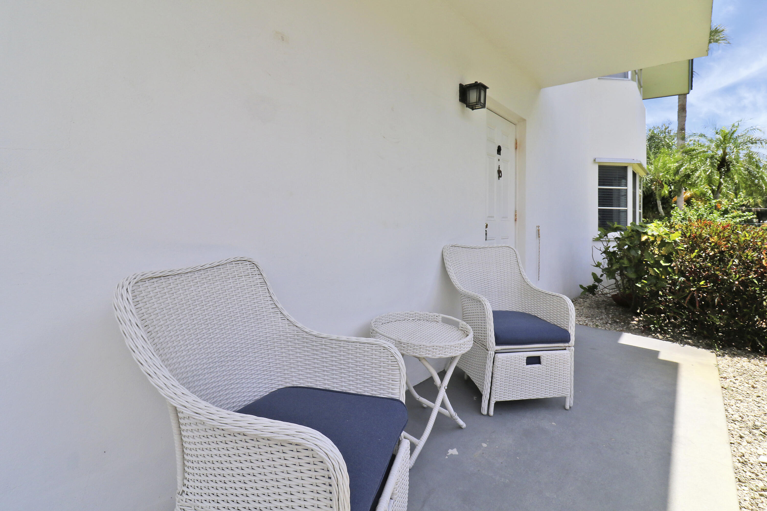 4 Garden #101, Tequesta FL 33469