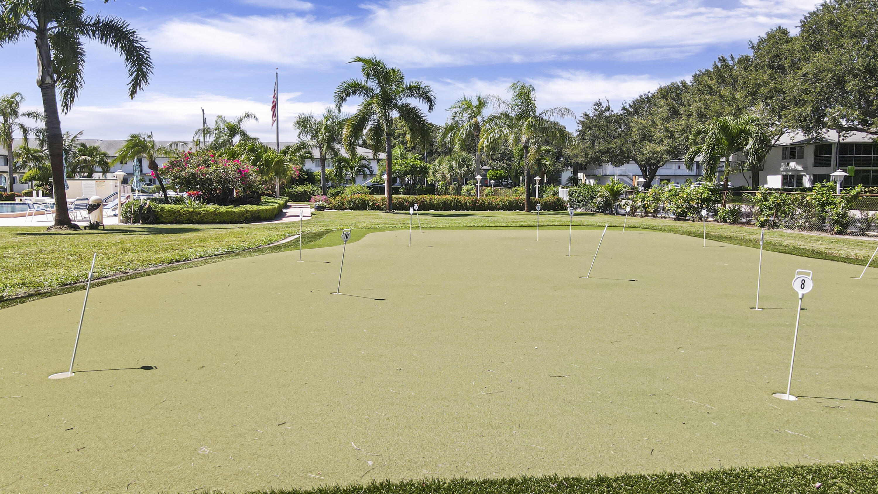 4 Garden #101, Tequesta FL 33469