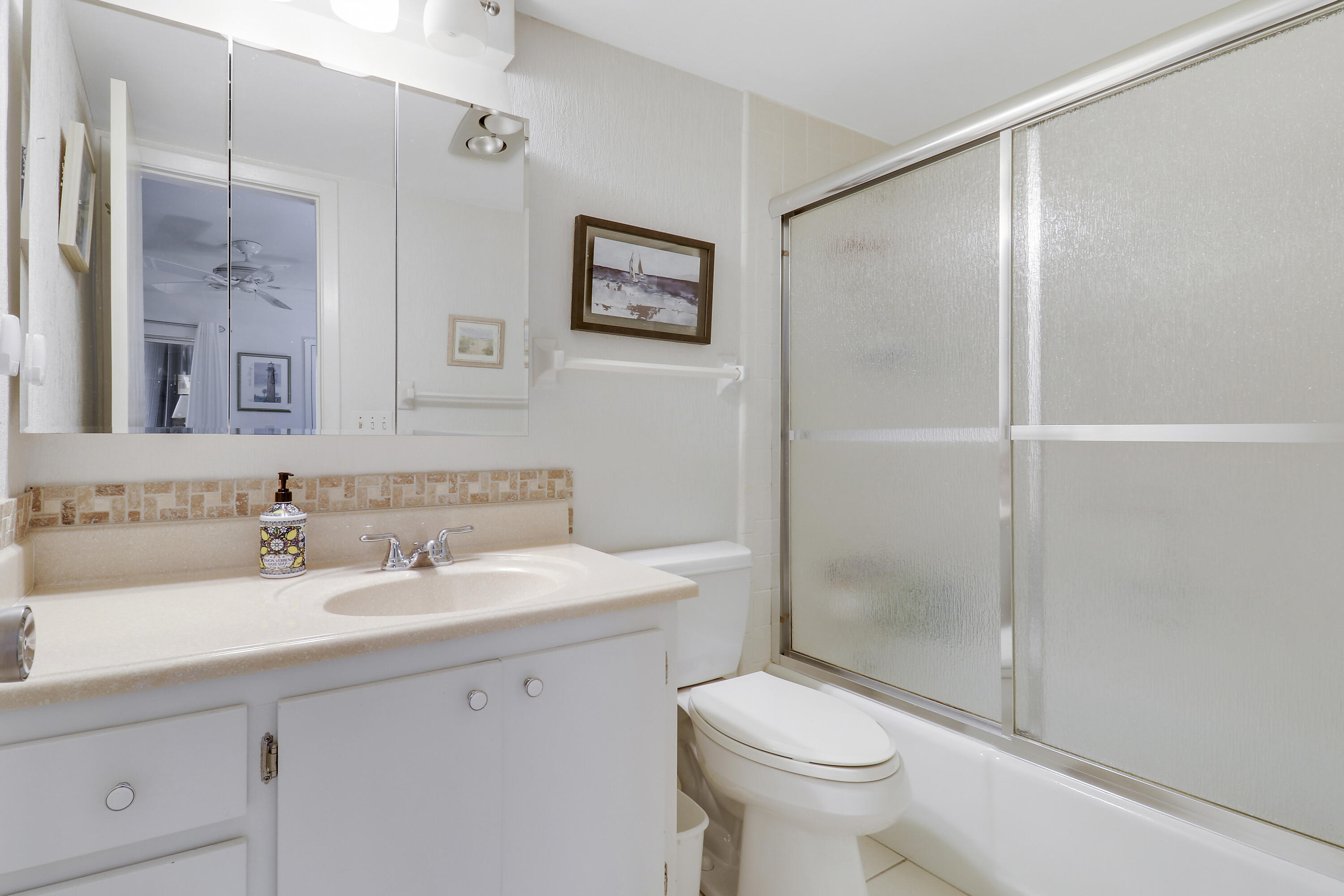 4 Garden #101, Tequesta FL 33469