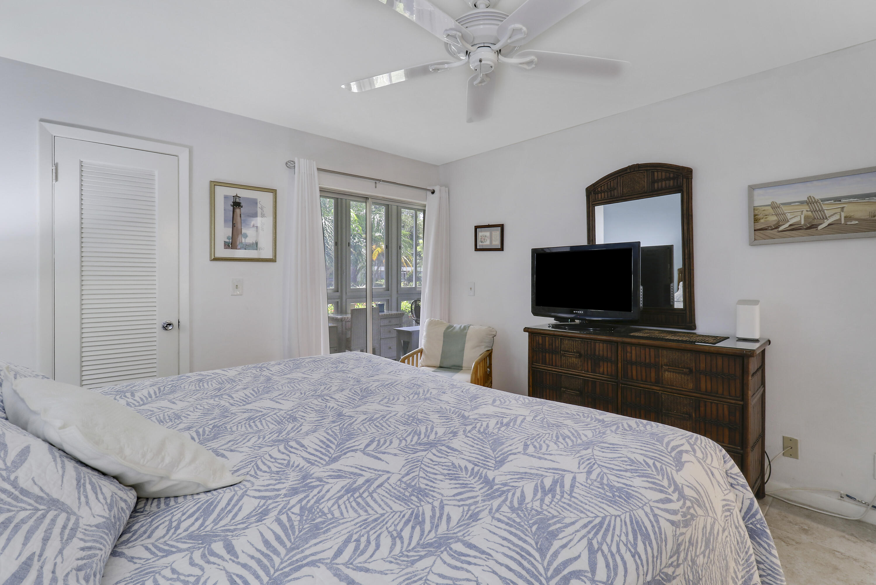 4 Garden #101, Tequesta FL 33469