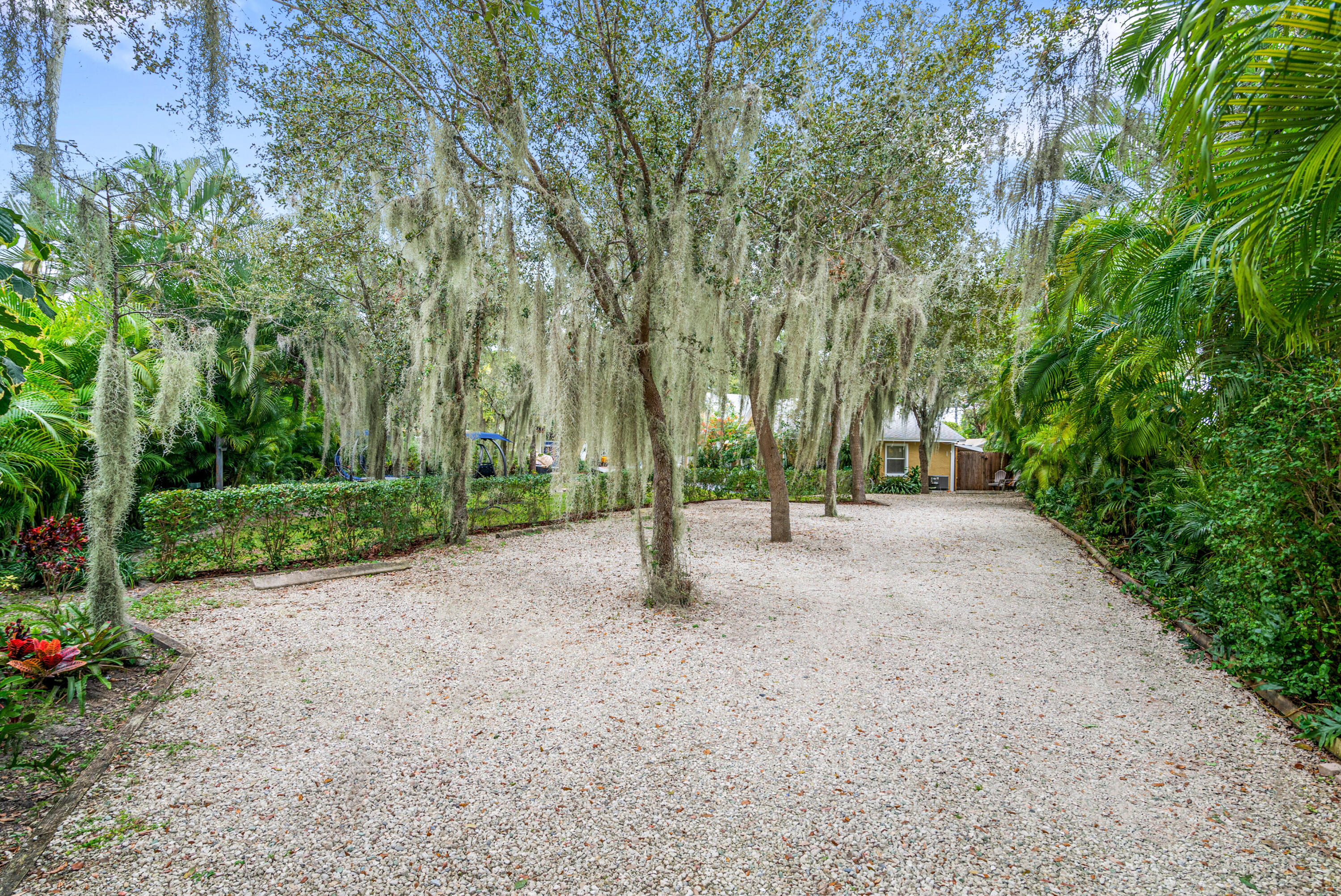 303 Lang, Cloud Lake FL 33406