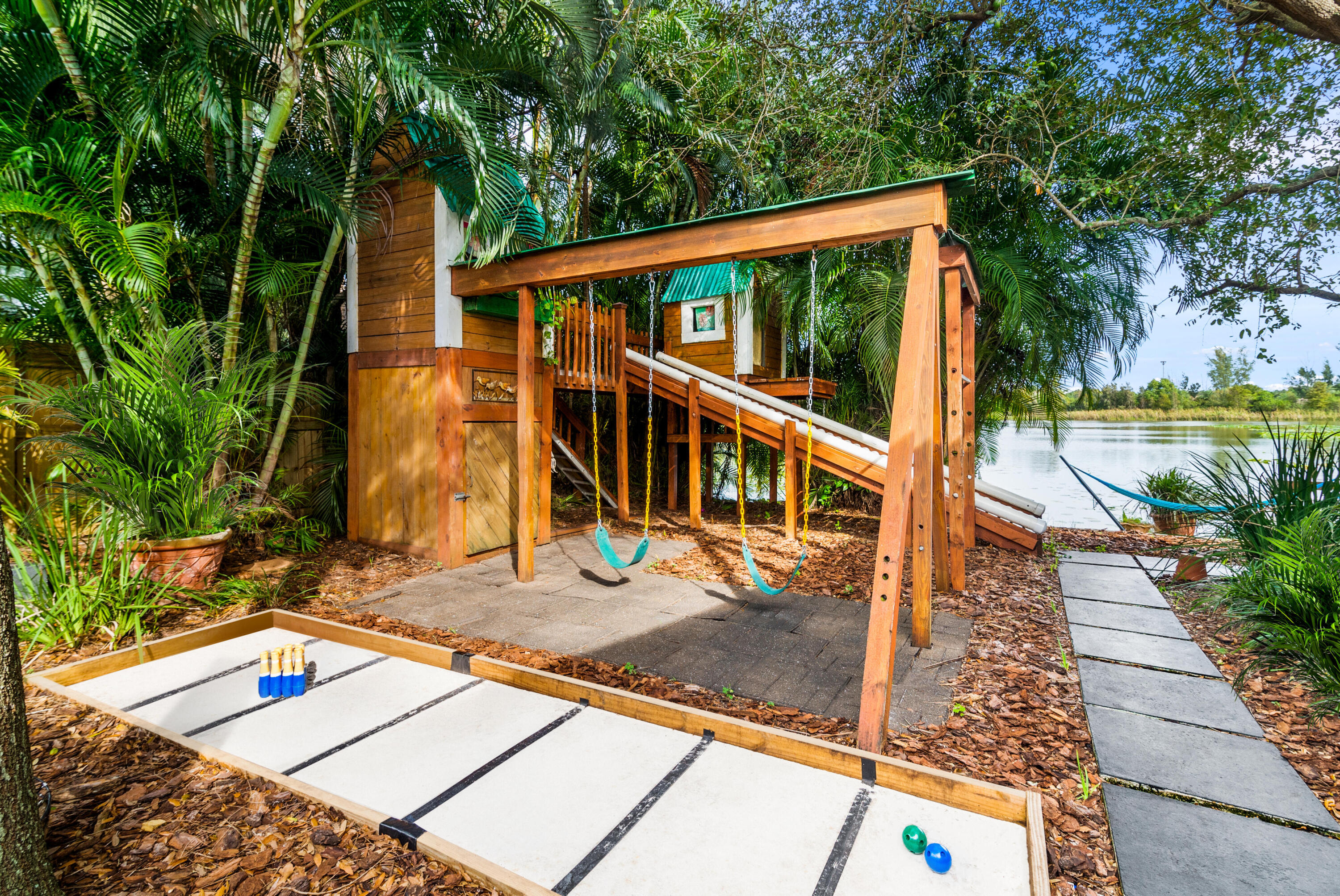 303 Lang, Cloud Lake FL 33406