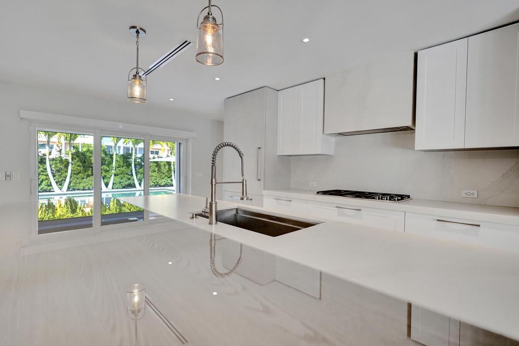 775 NE 39th, Boca Raton FL 33431