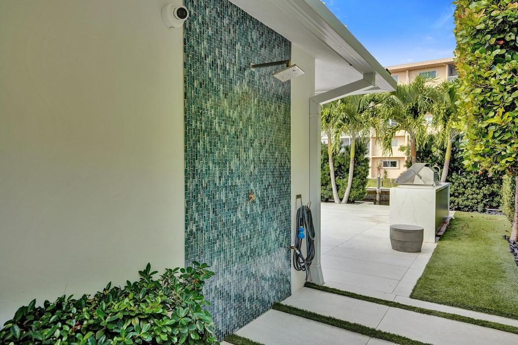 775 NE 39th, Boca Raton FL 33431