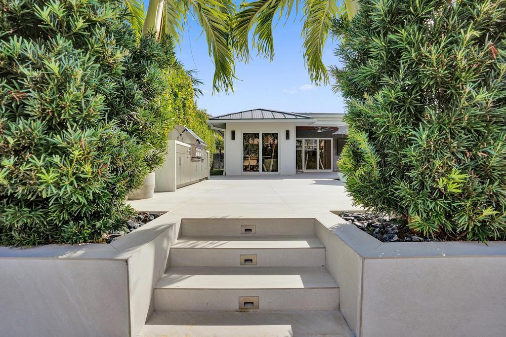 775 NE 39th, Boca Raton FL 33431