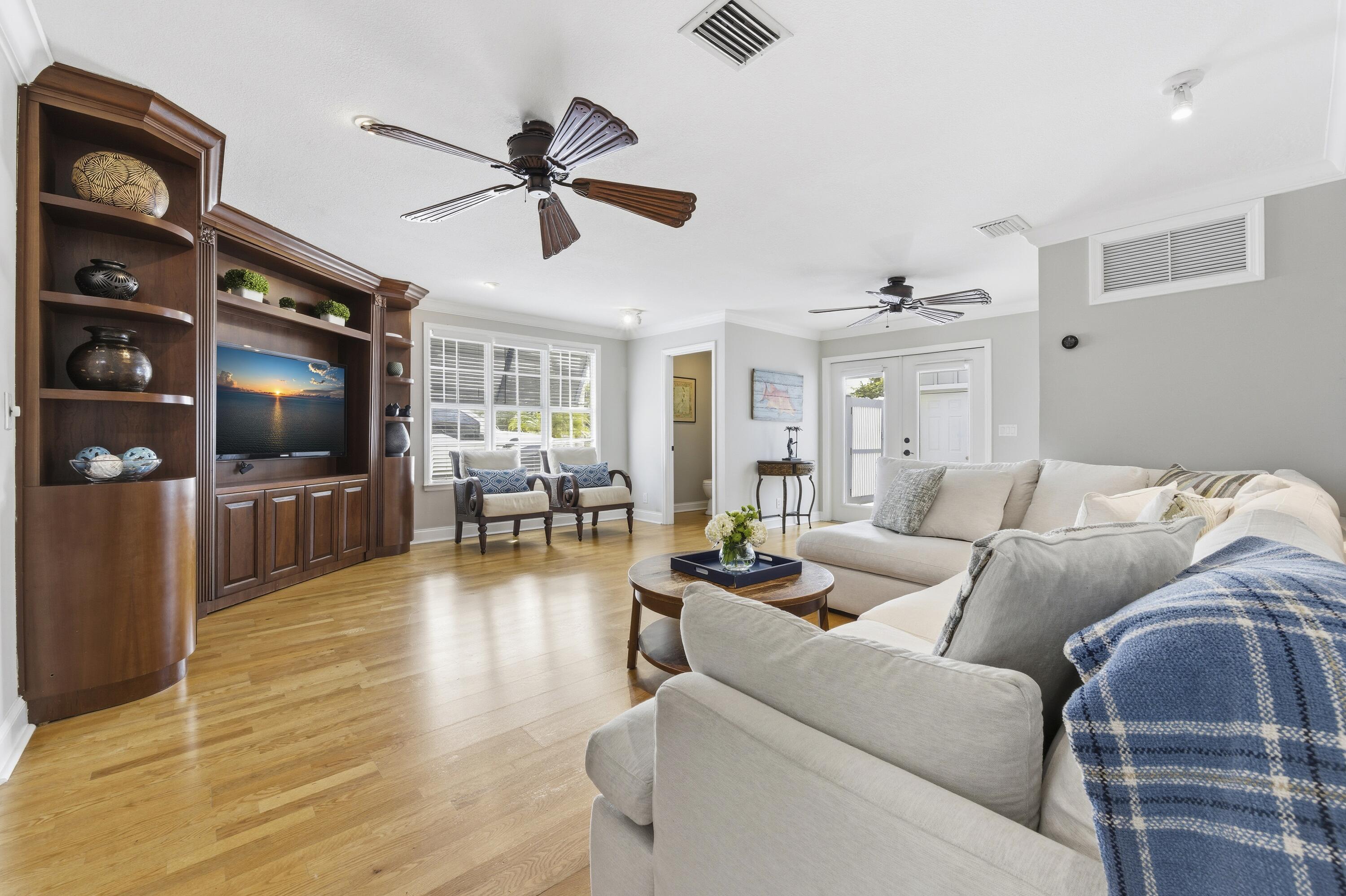 649 Anchorage, North Palm Beach FL 33408