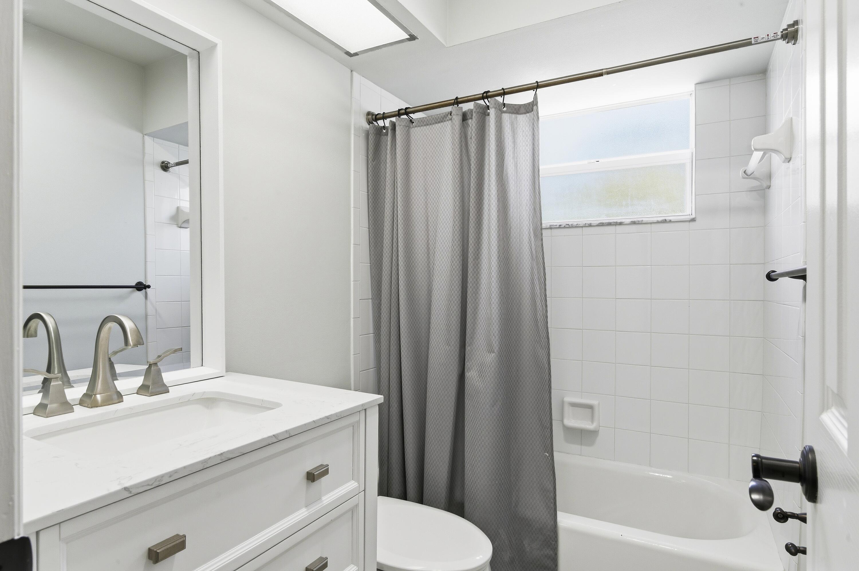 649 Anchorage, North Palm Beach FL 33408
