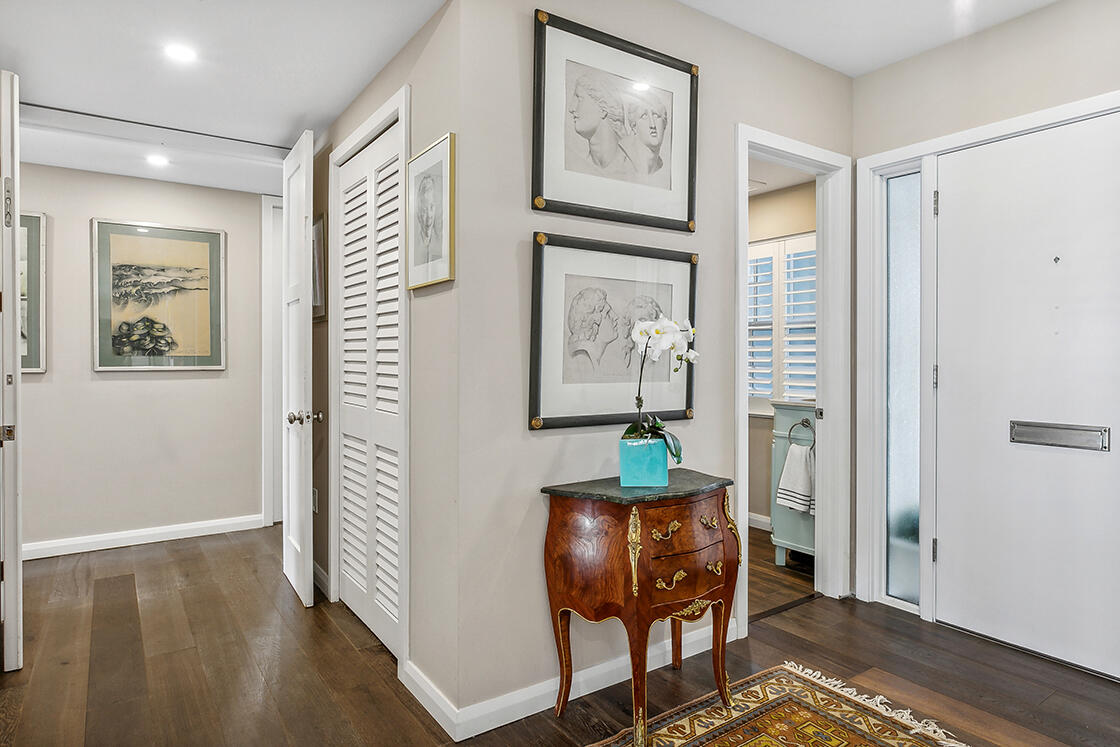 2160 Ibis Isle #1, Palm Beach FL 33480