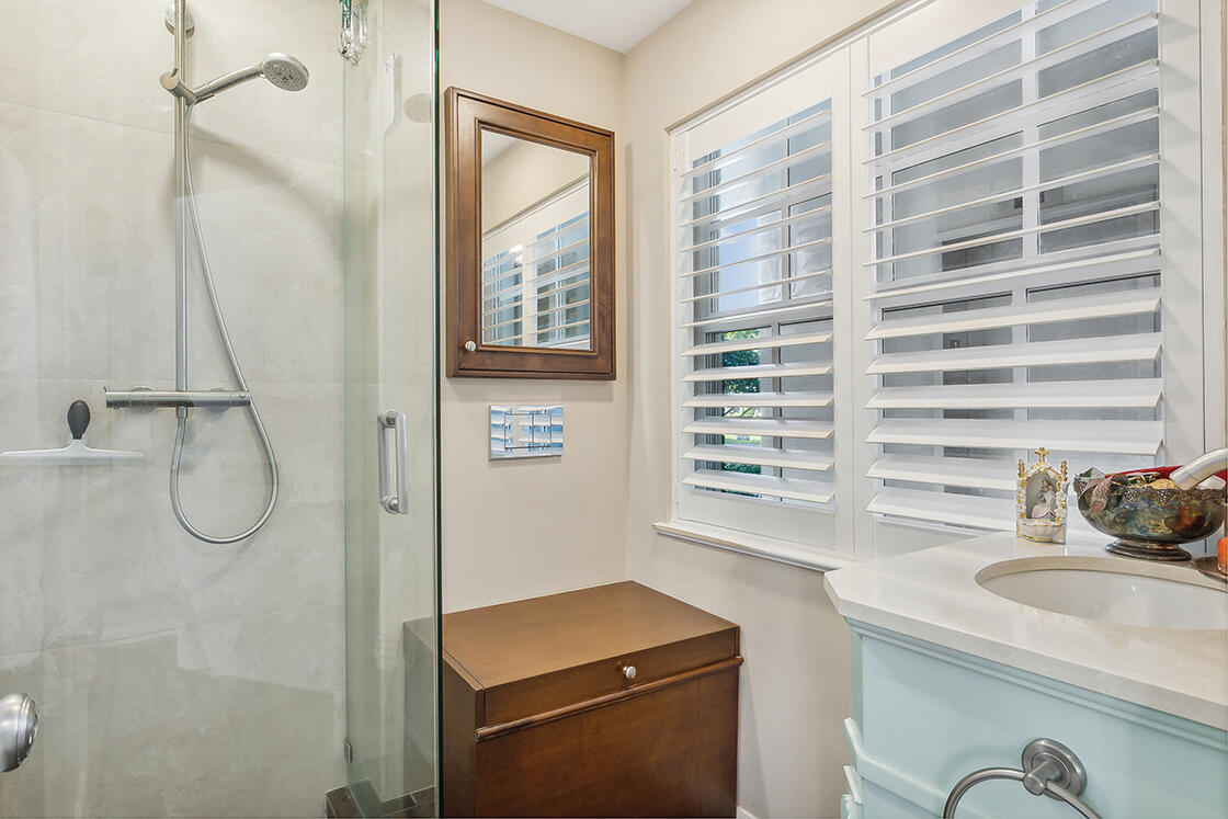 2160 Ibis Isle #1, Palm Beach FL 33480