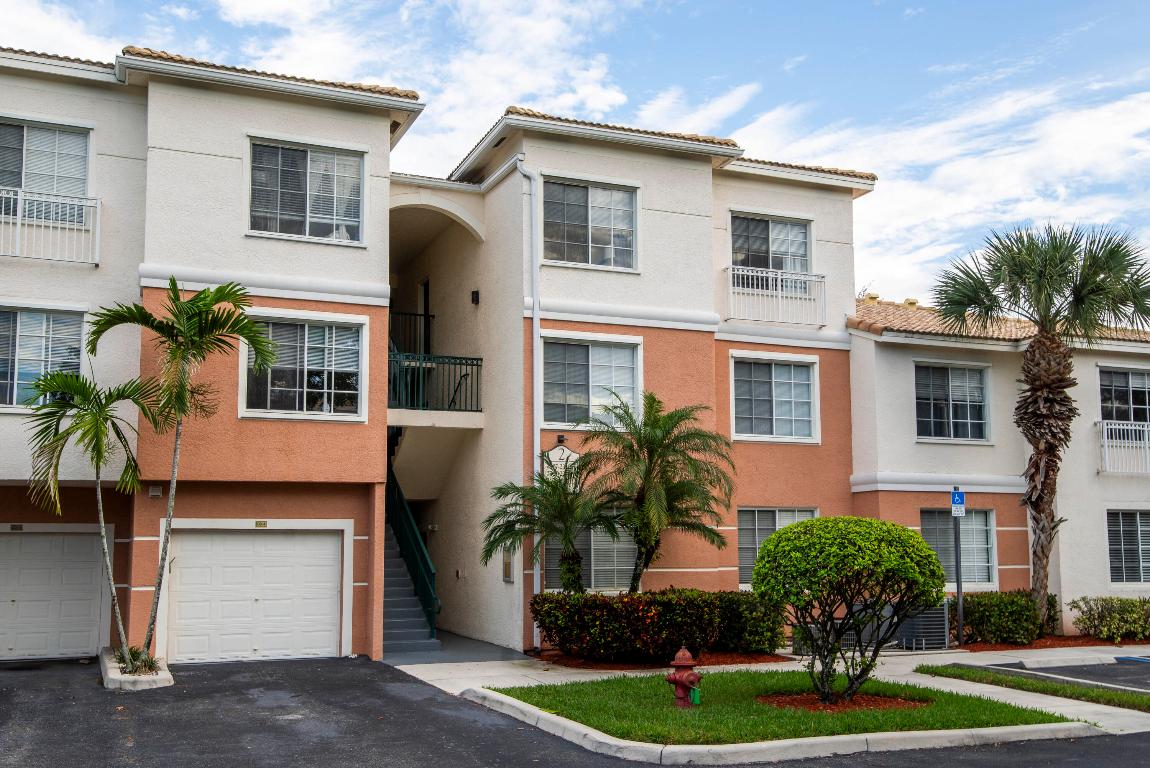 2310 Myrtlewood, Palm Beach Gardens FL 33418
