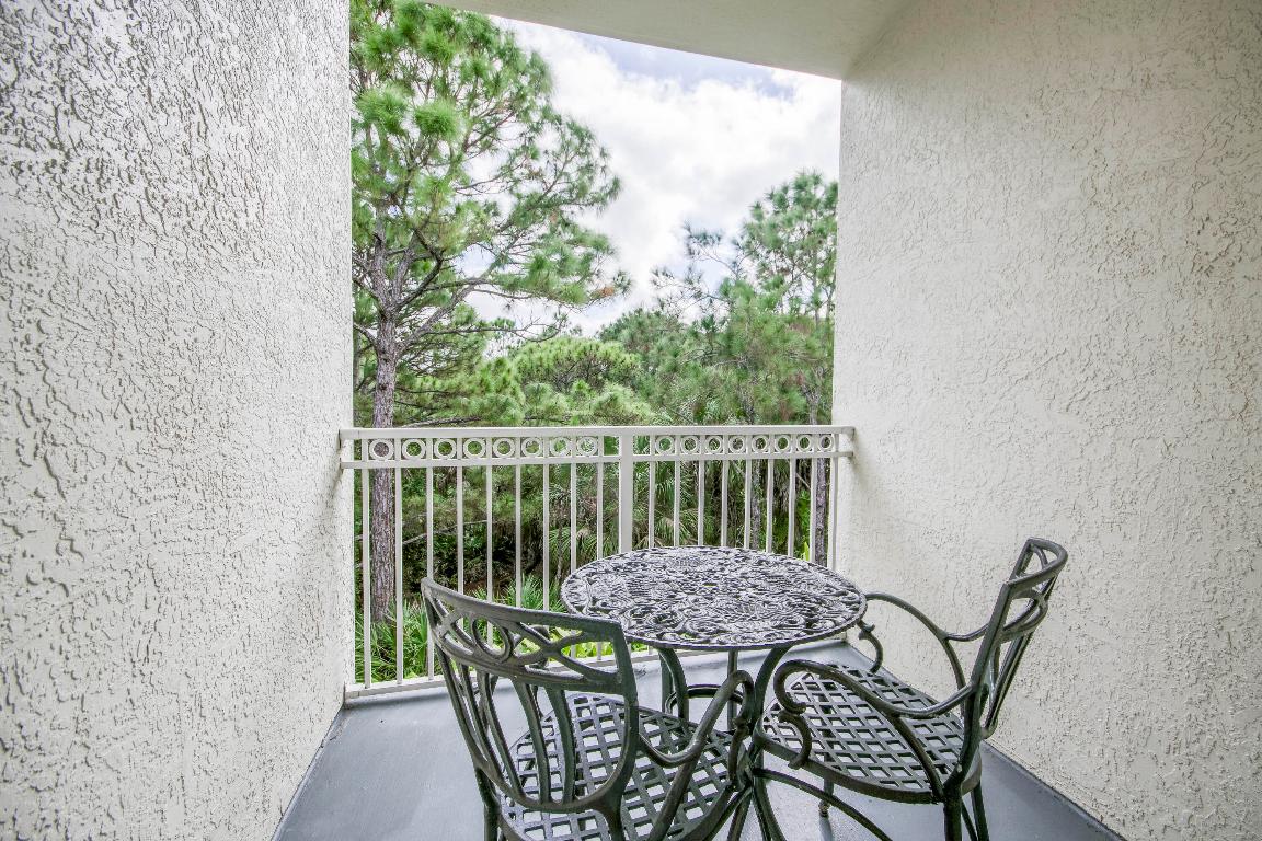 2310 Myrtlewood, Palm Beach Gardens FL 33418