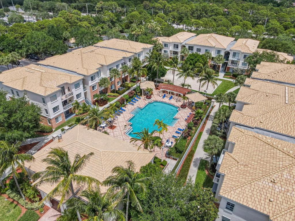 2310 Myrtlewood, Palm Beach Gardens FL 33418