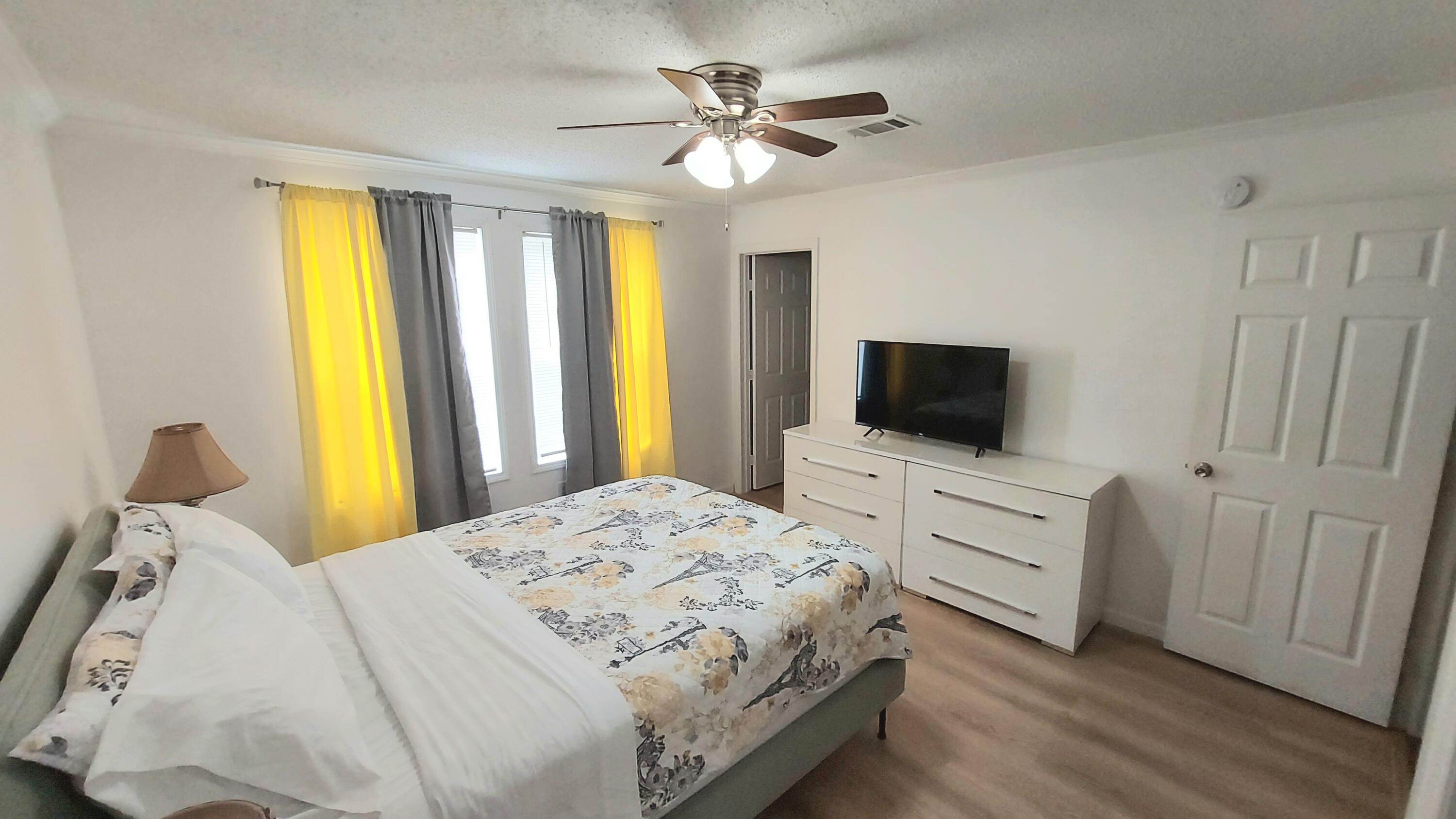 1401 W 9th Street, Riviera Beach FL 33404