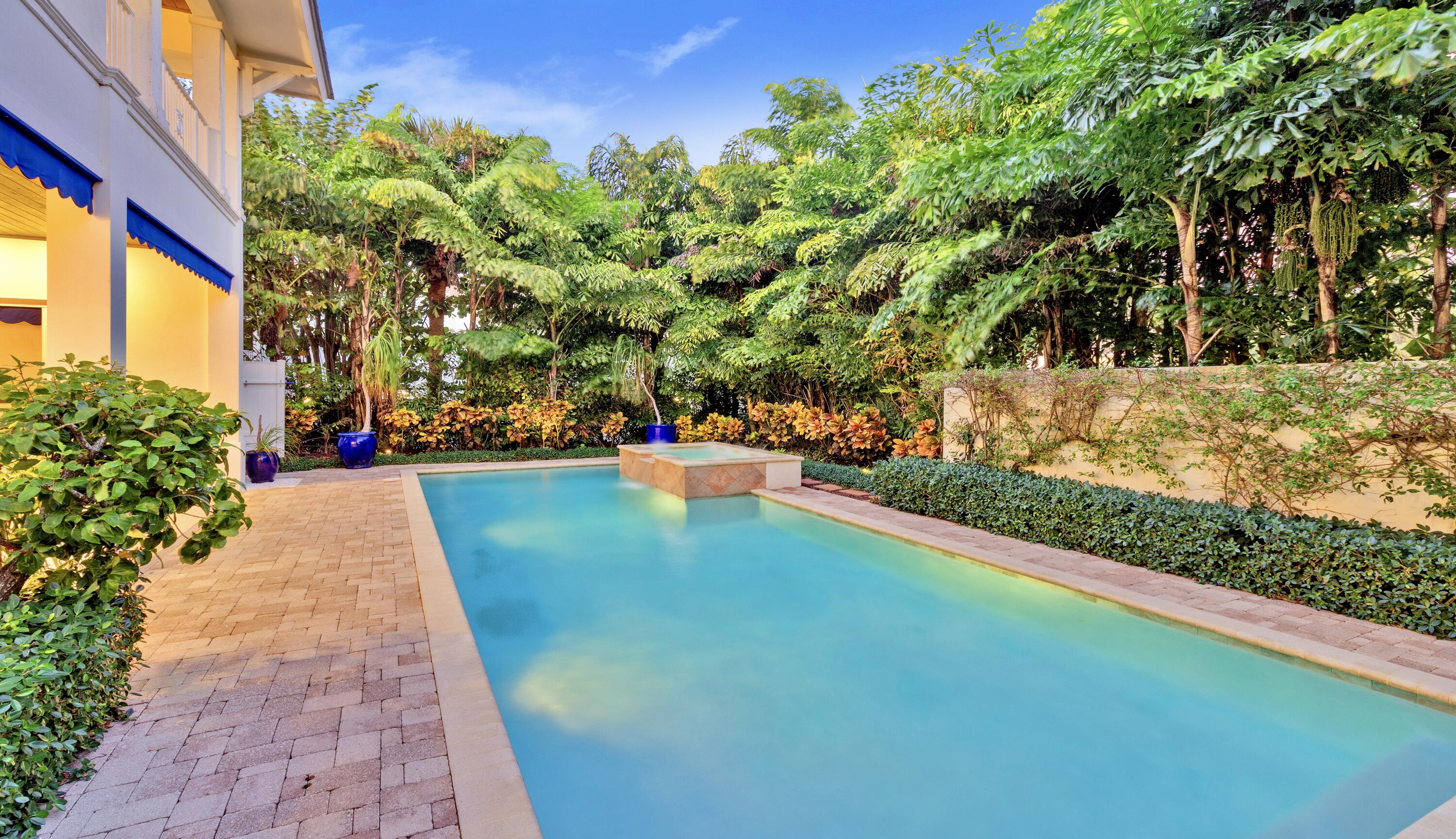 111 Beachwalk Lane, Jupiter FL 33477