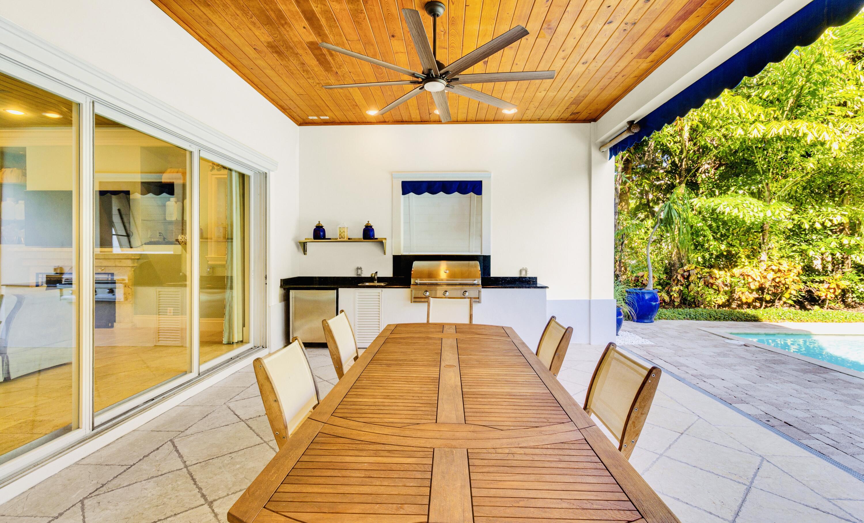 111 Beachwalk Lane, Jupiter FL 33477