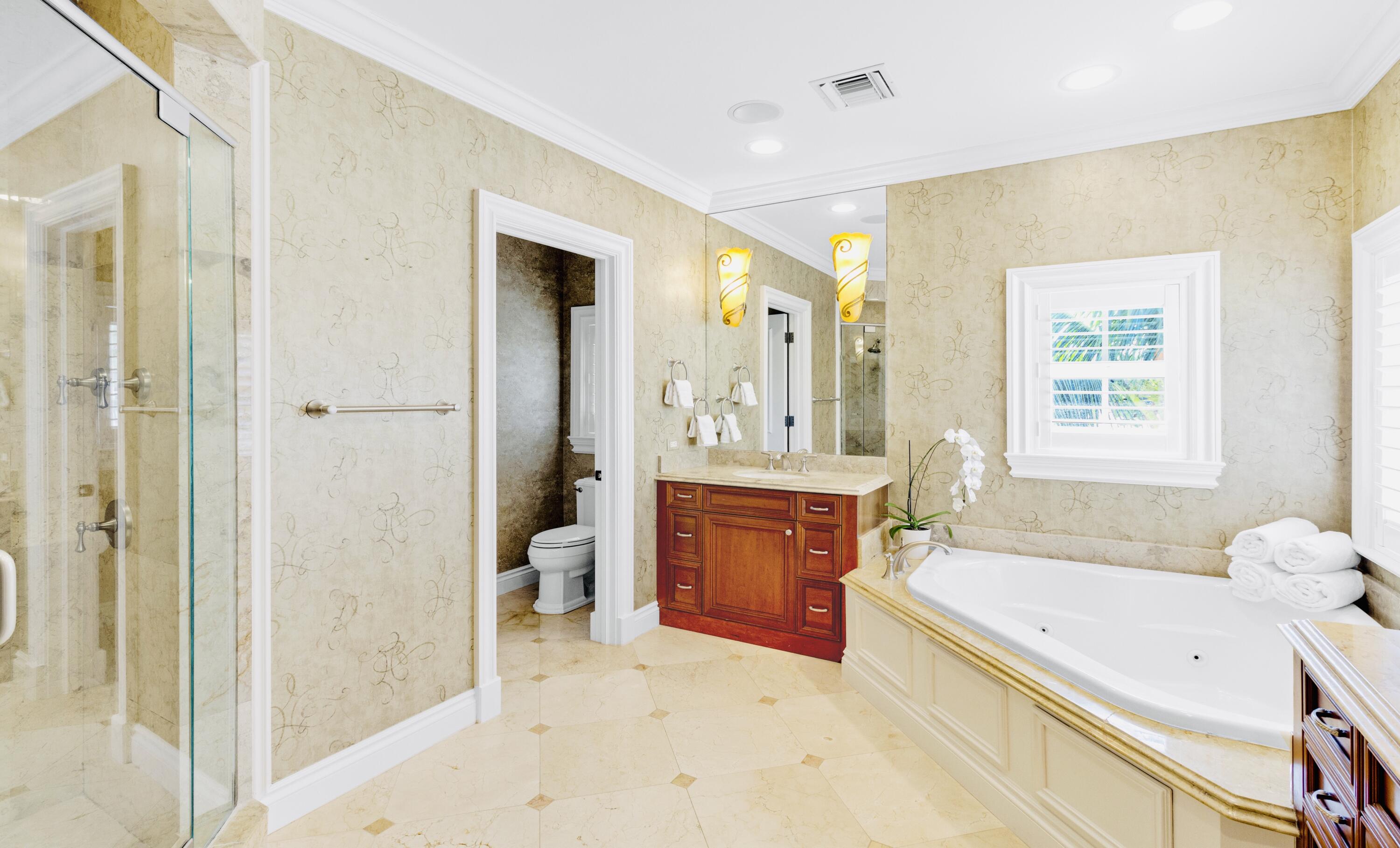 111 Beachwalk Lane, Jupiter FL 33477