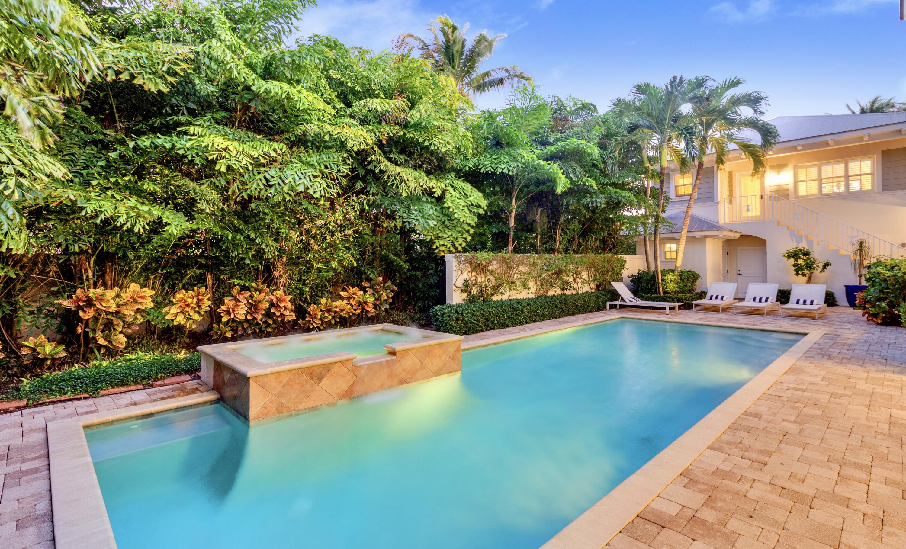 111 Beachwalk Lane, Jupiter FL 33477