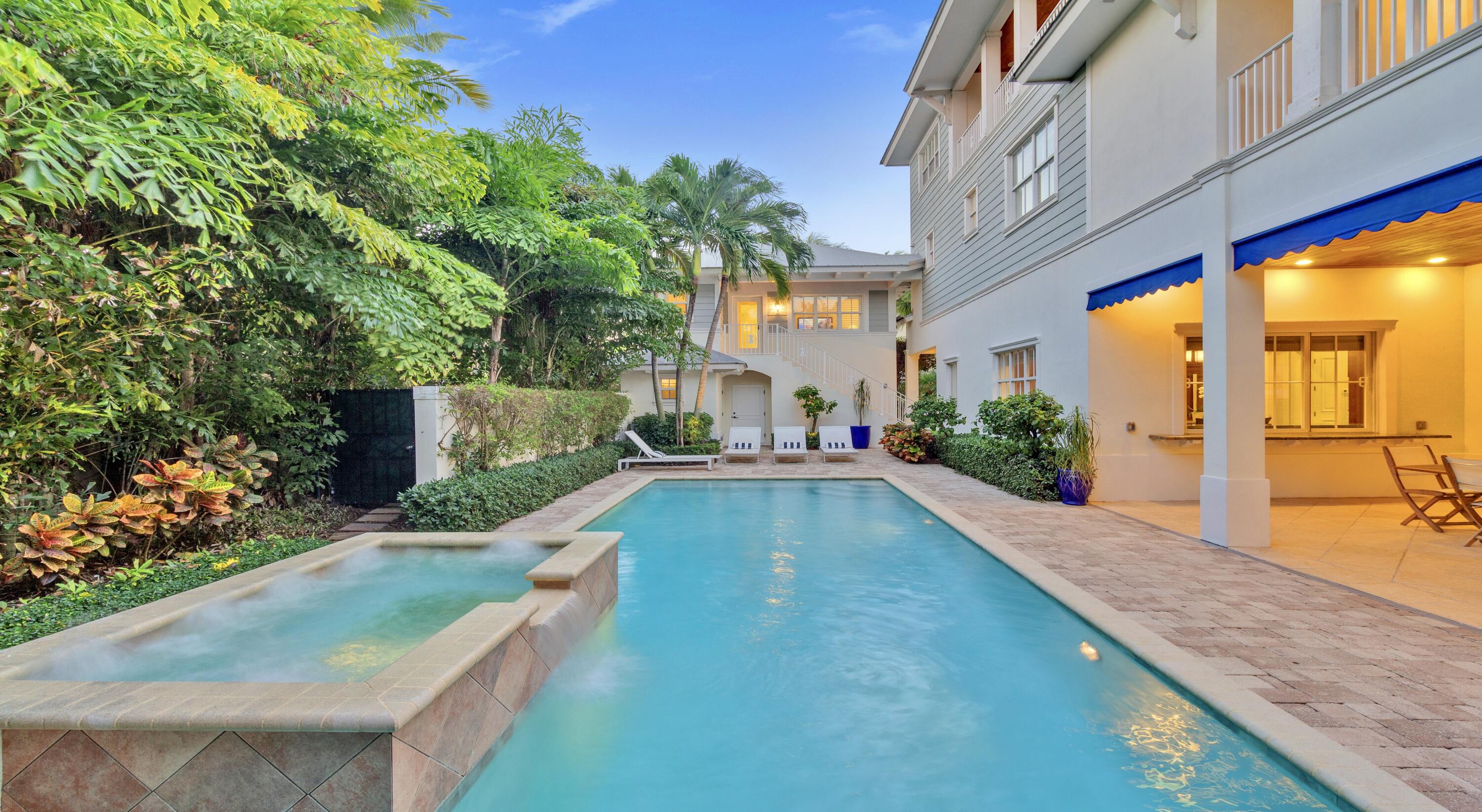 111 Beachwalk Lane, Jupiter FL 33477