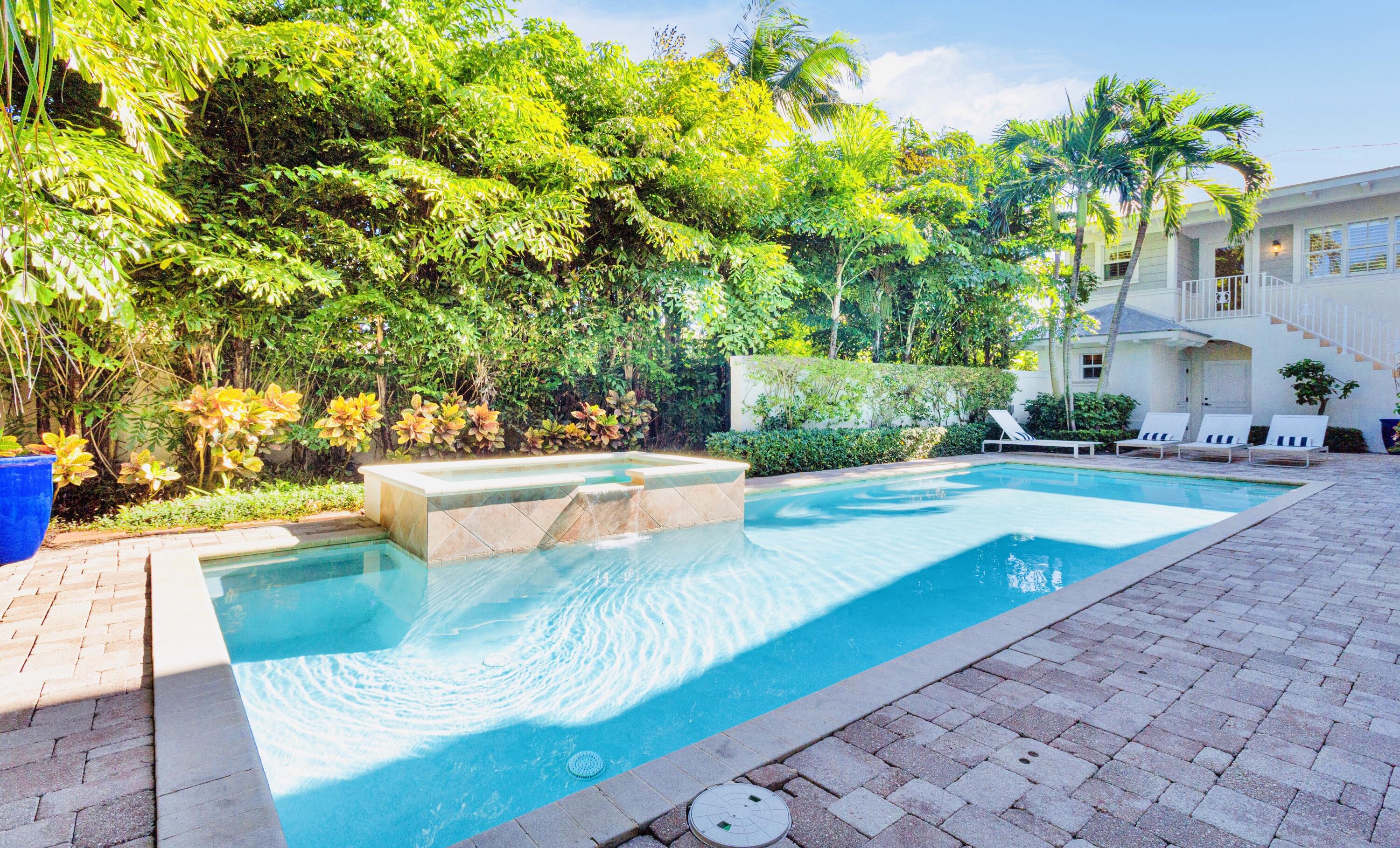 111 Beachwalk Lane, Jupiter FL 33477