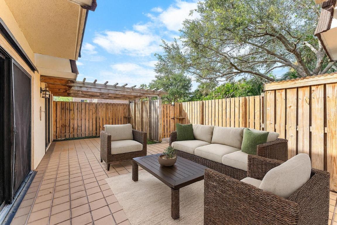 1214 12th, Palm Beach Gardens FL 33418