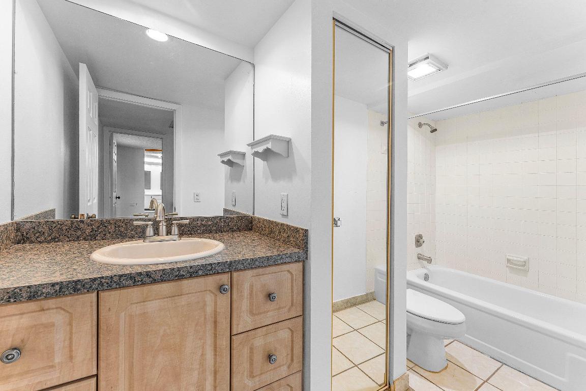 1214 12th, Palm Beach Gardens FL 33418