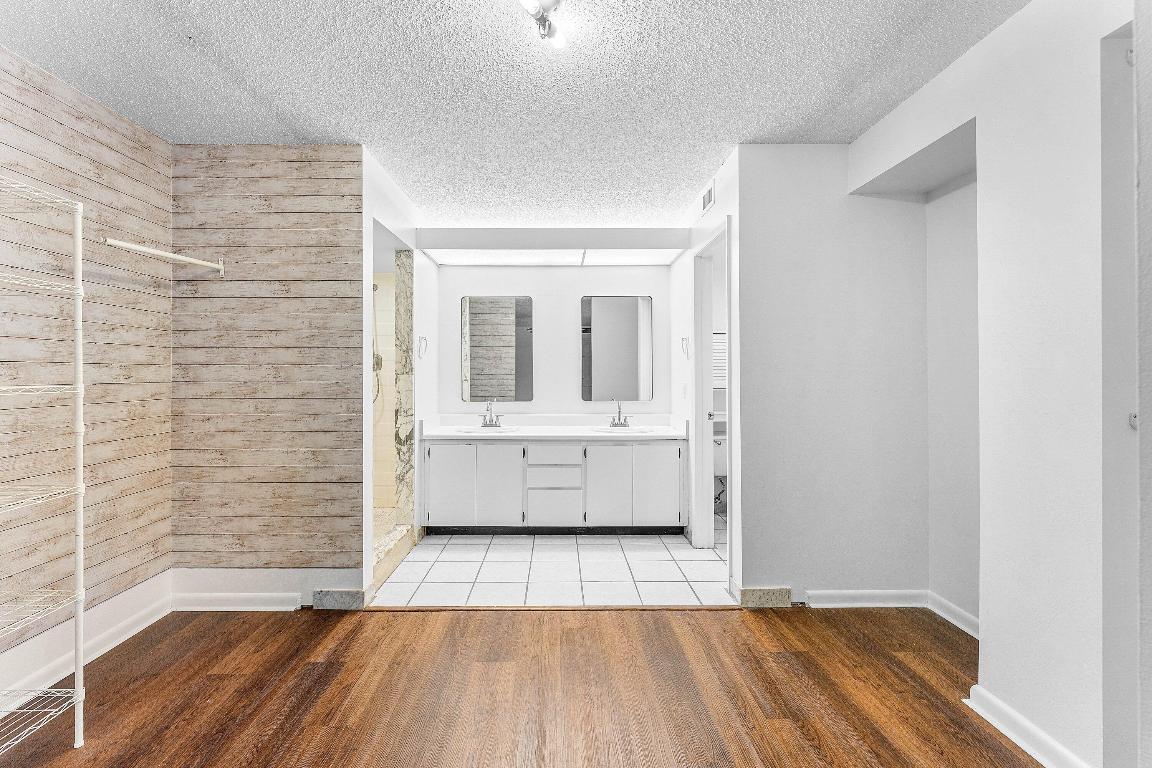 1214 12th, Palm Beach Gardens FL 33418