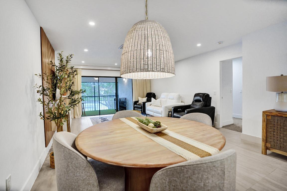 9293 Vista Del Lago #15f, Boca Raton FL 33428