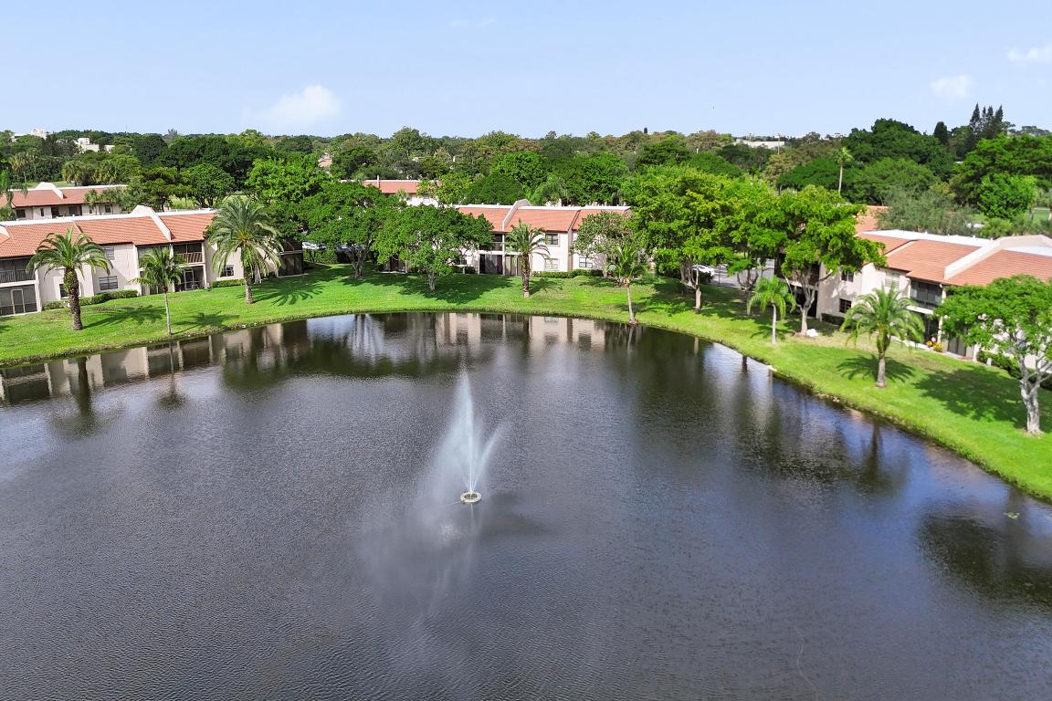 9293 Vista Del Lago #15f, Boca Raton FL 33428