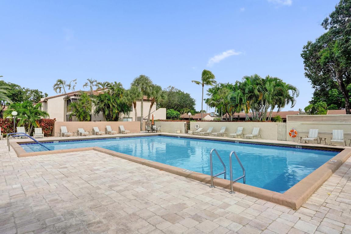9293 Vista Del Lago #15f, Boca Raton FL 33428